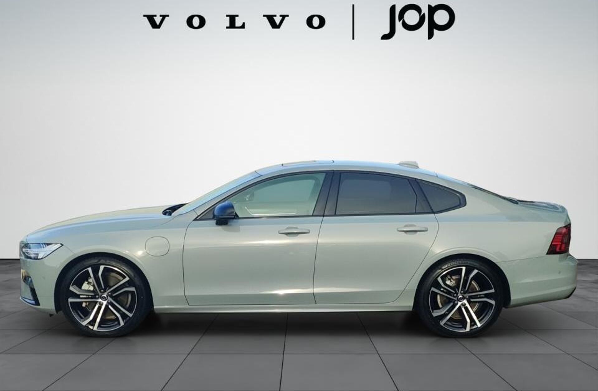 VOLVO S90 2.0 T8 PHEV Plus Dark AWD