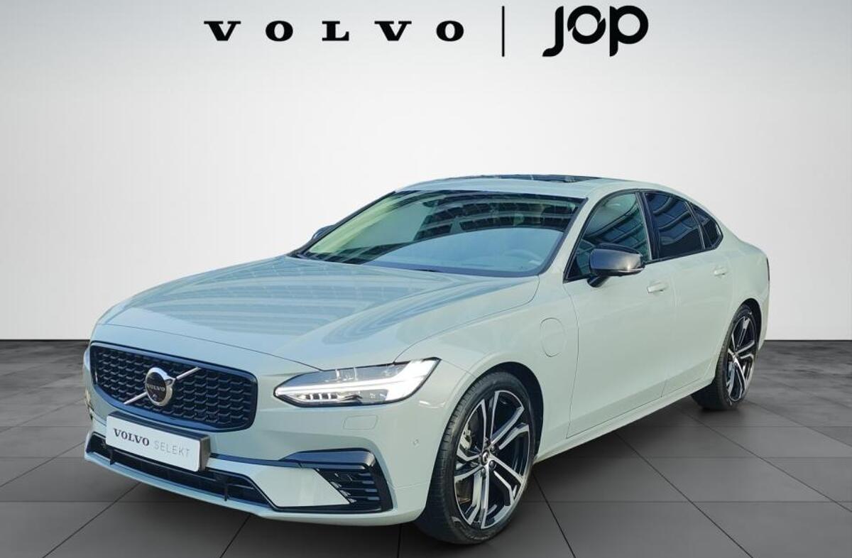 VOLVO S90 2.0 T8 PHEV Plus Dark AWD