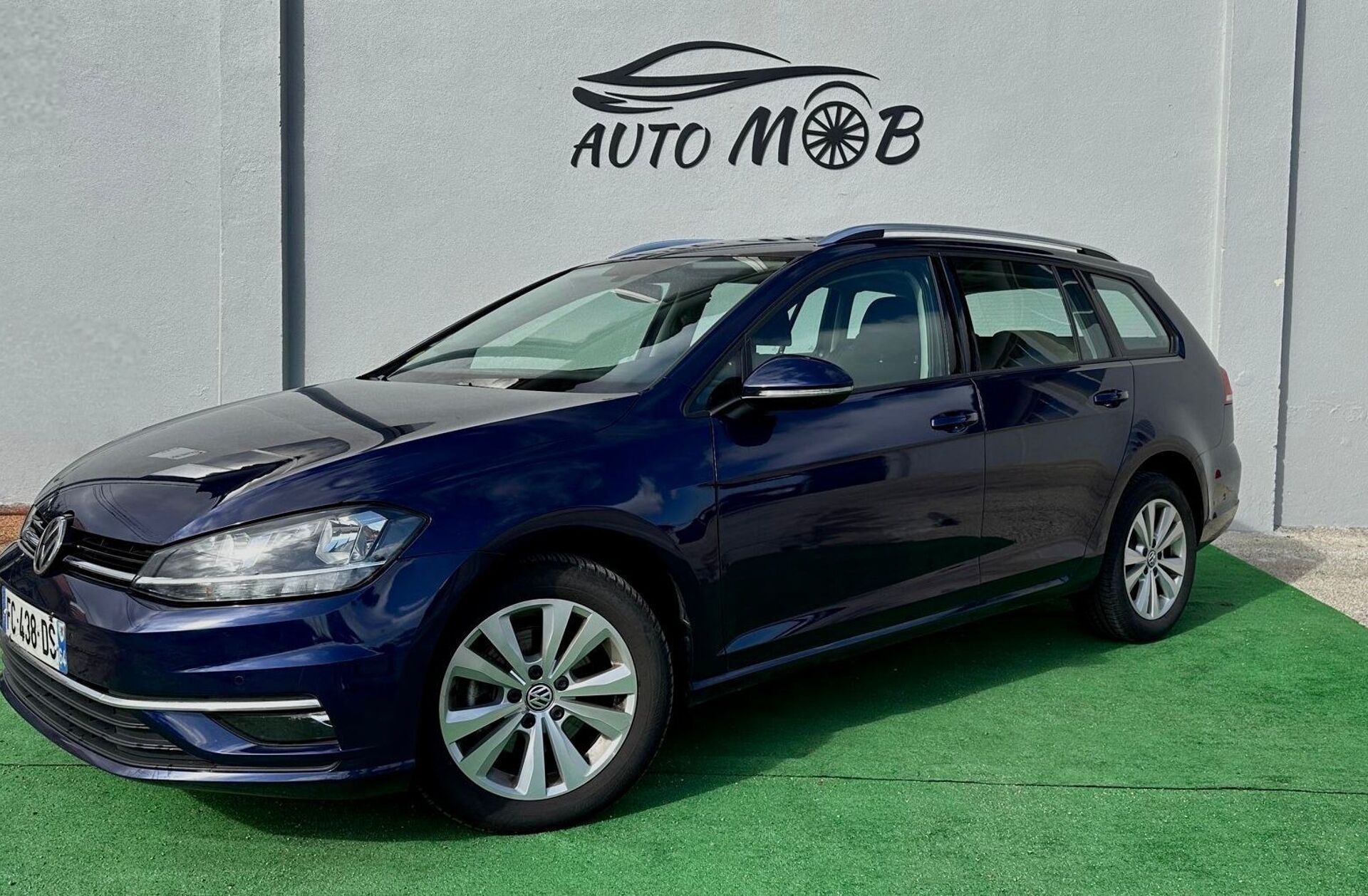VOLKSWAGEN Golf 1.6 TDi Confortline DSG
