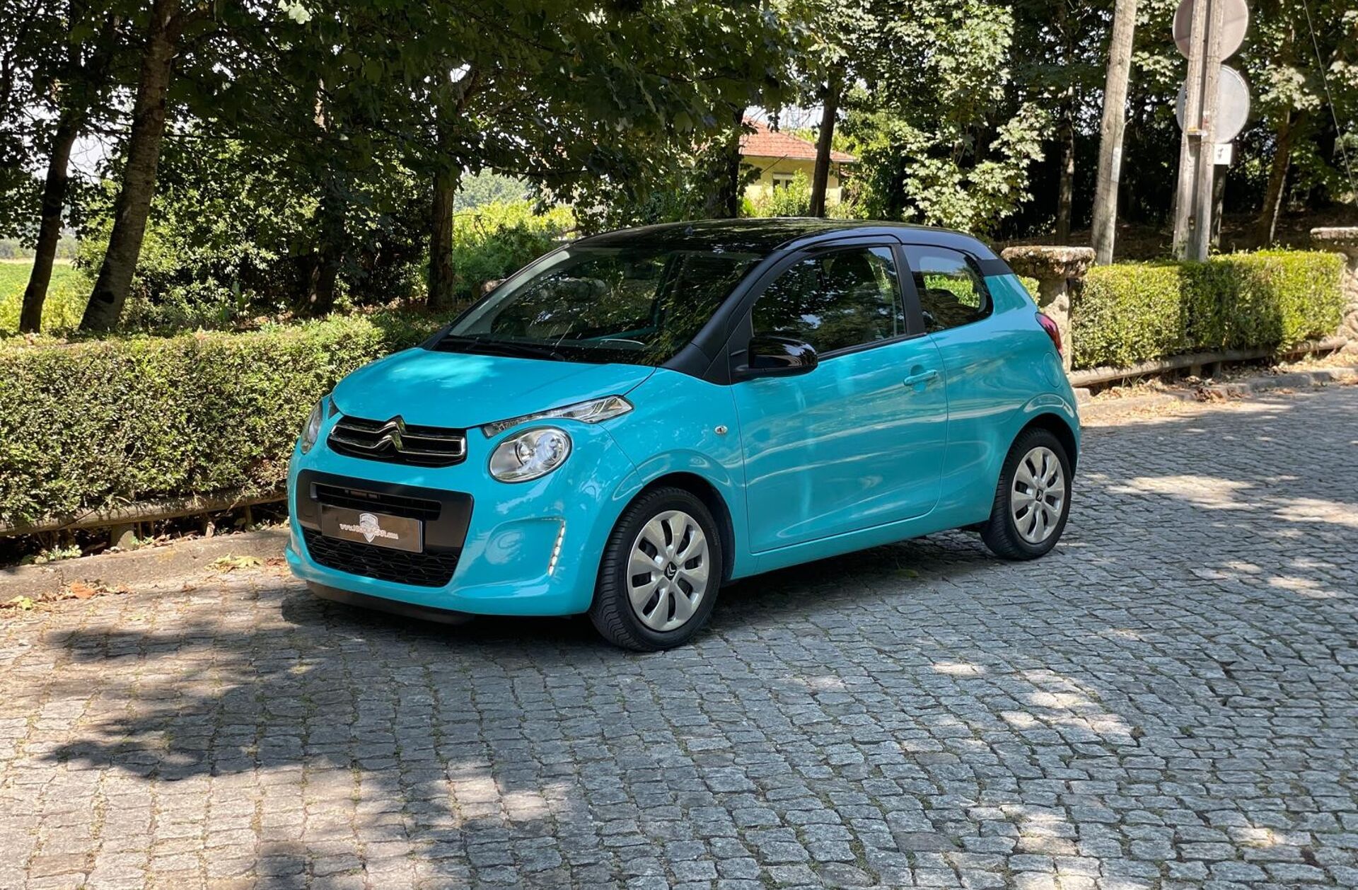 CITROEN C1 1.2 VTi Shine