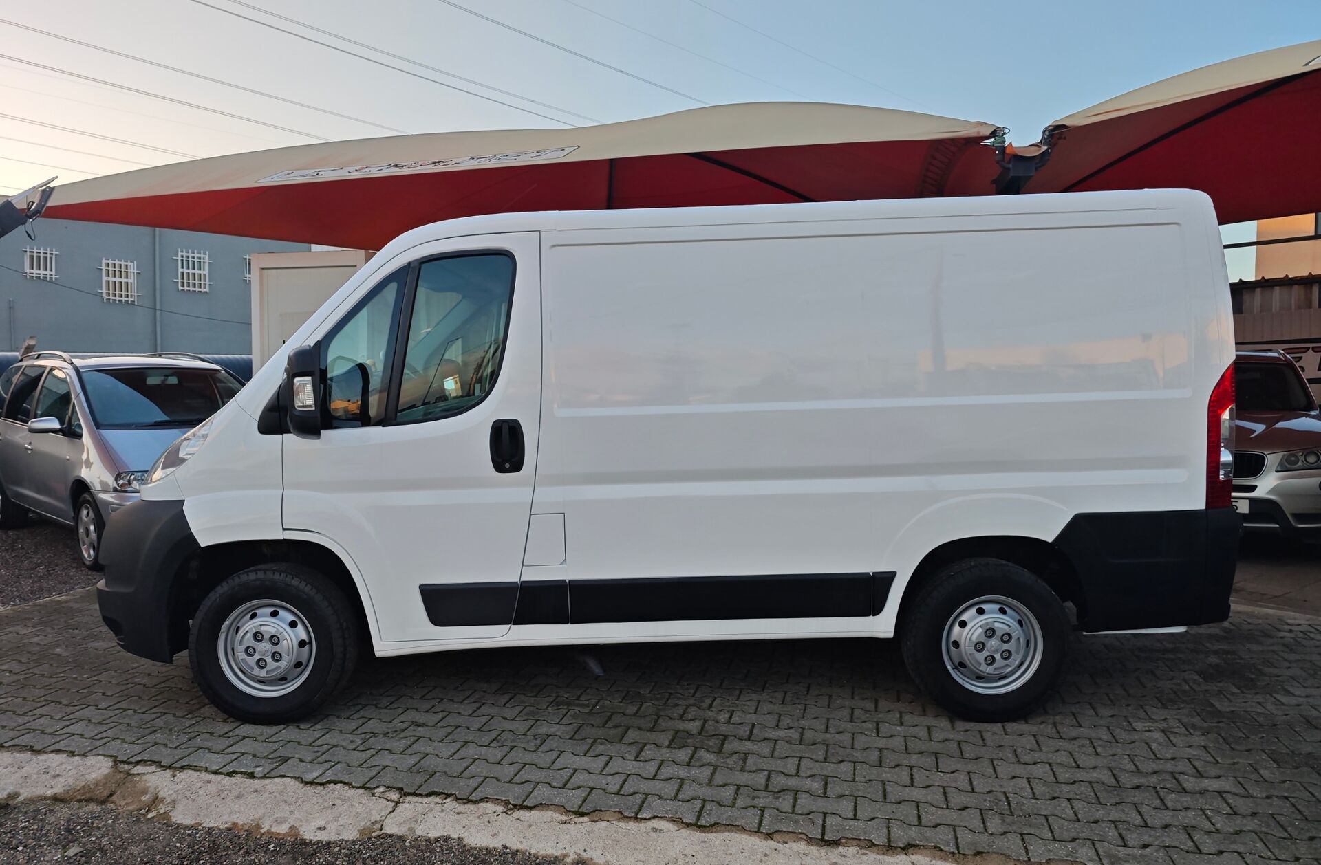 PEUGEOT Boxer 2.2 HDi 333 L2 CD