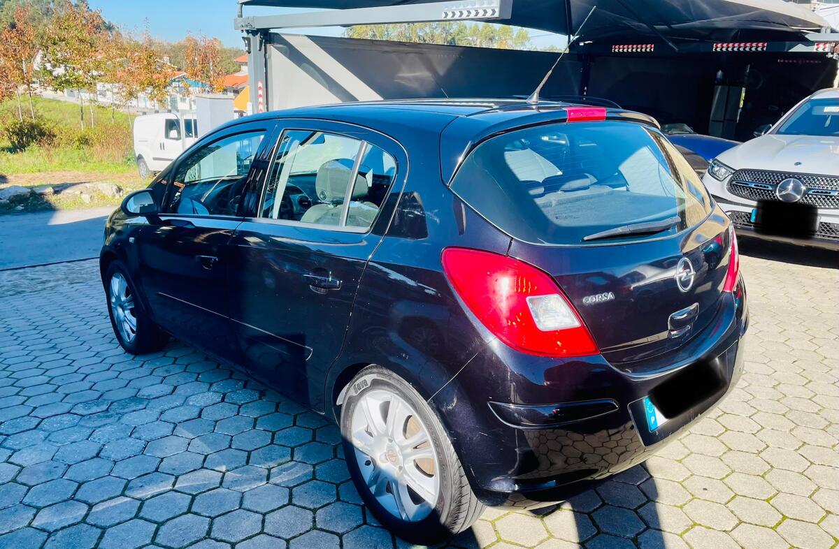 OPEL Corsa D Corsa 1.2 Enjoy