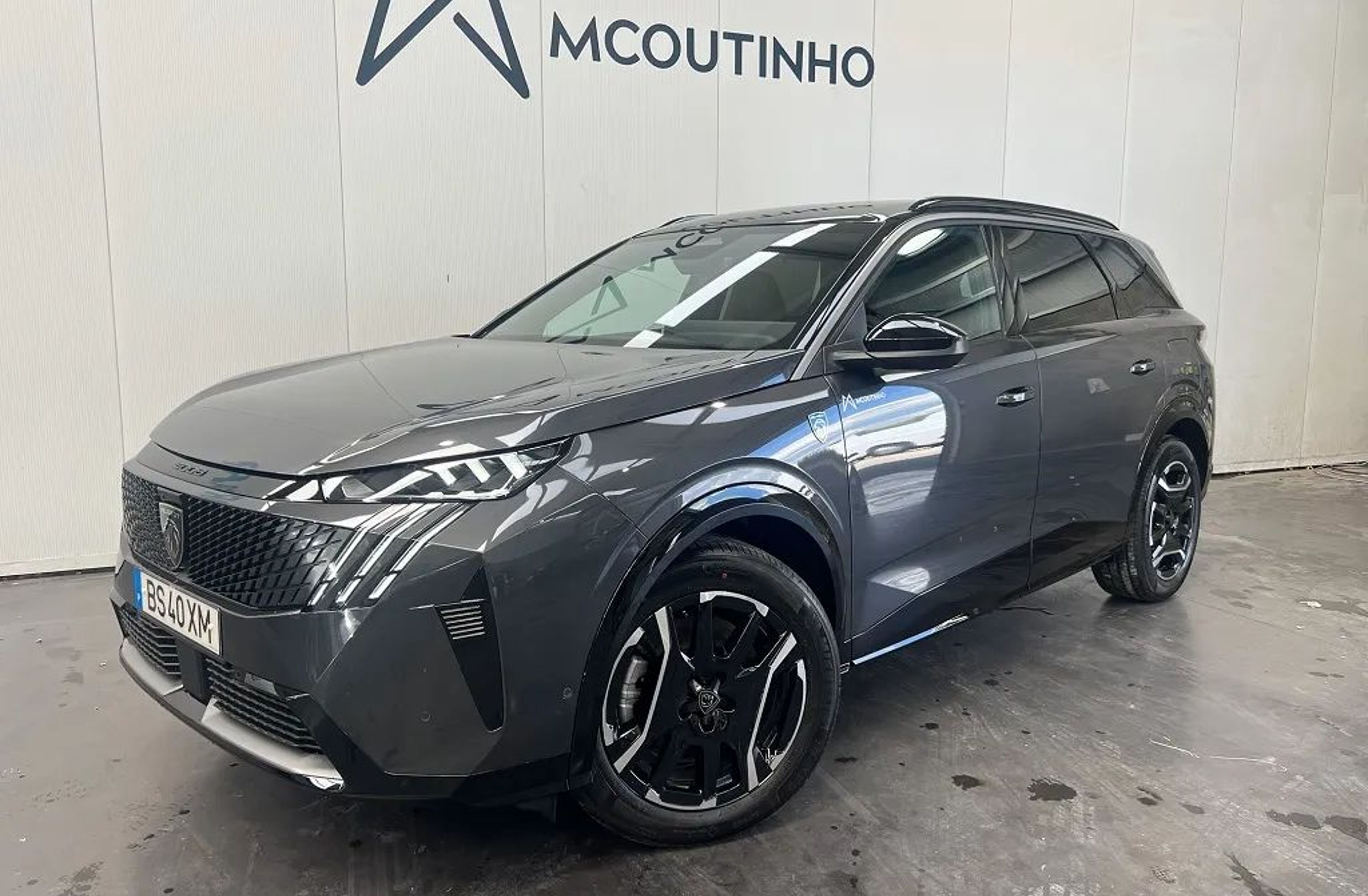 PEUGEOT 5008 73 kWh GT