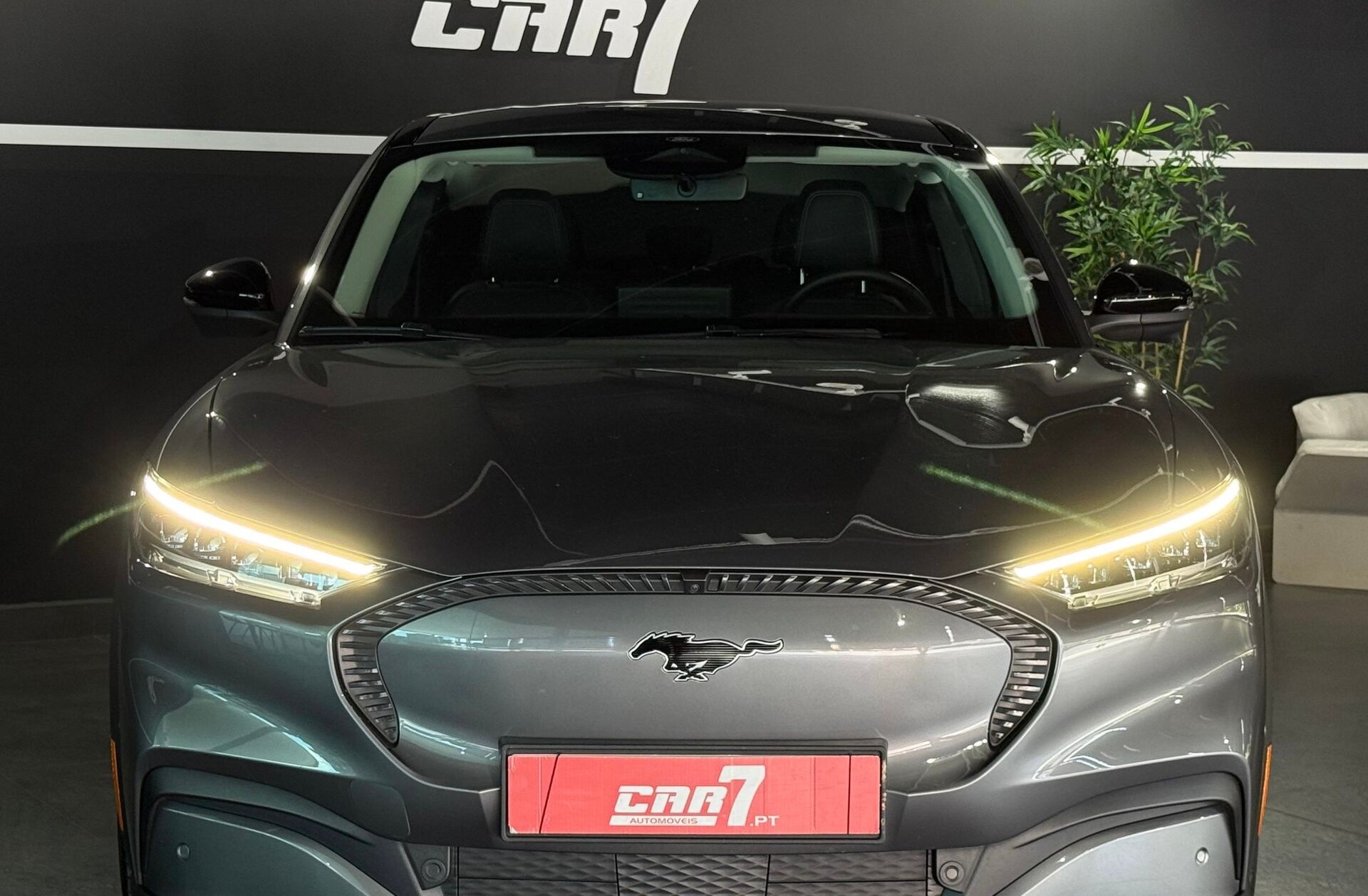 FORD Mustang Mach-E Base