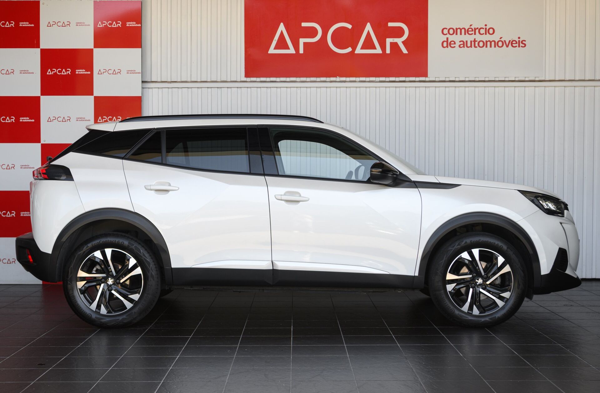 PEUGEOT 2008 1.2 PureTech Allure