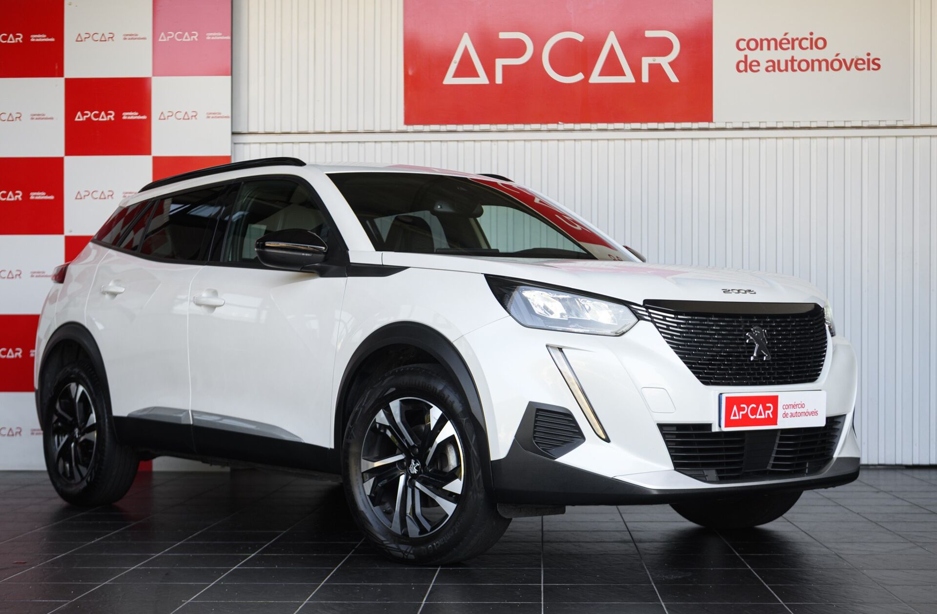 PEUGEOT 2008 1.2 PureTech Allure