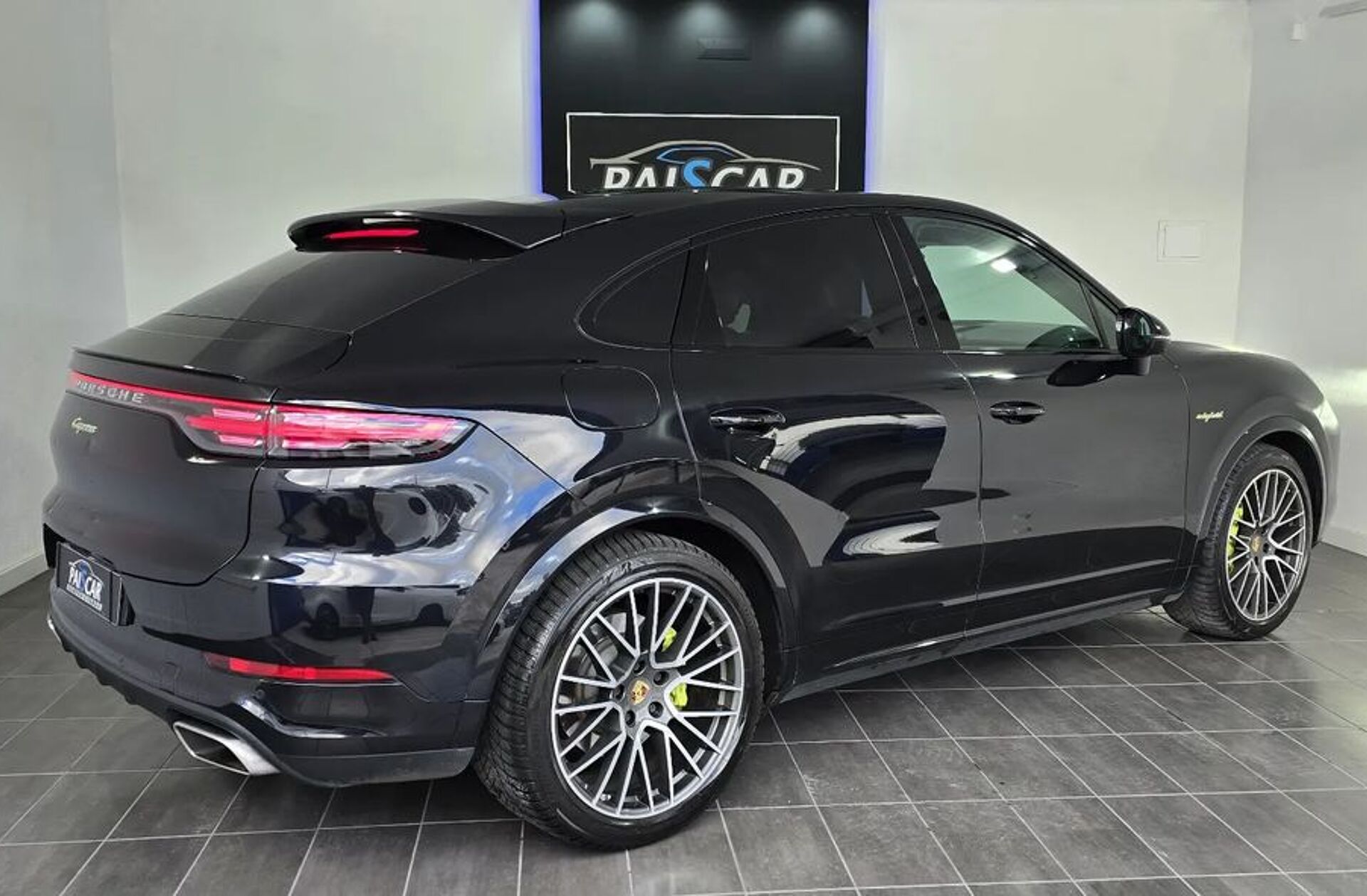 PORSCHE Cayenne E-Hybrid