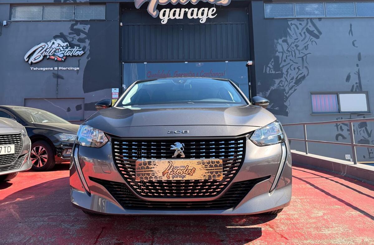 PEUGEOT 208 1.2 PureTech Active Pack