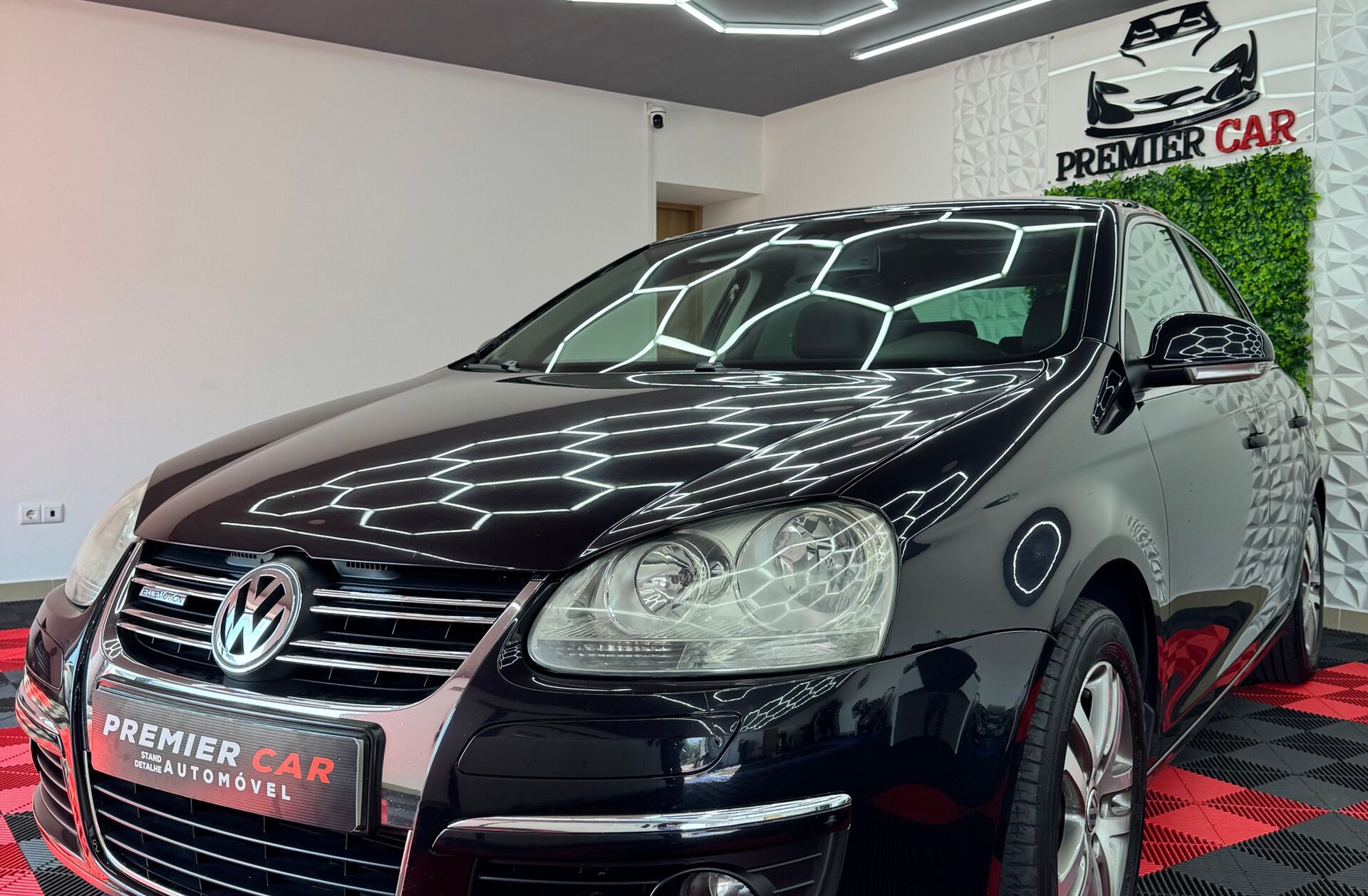 VOLKSWAGEN Jetta 1.9 TDi BlueM. Confortline