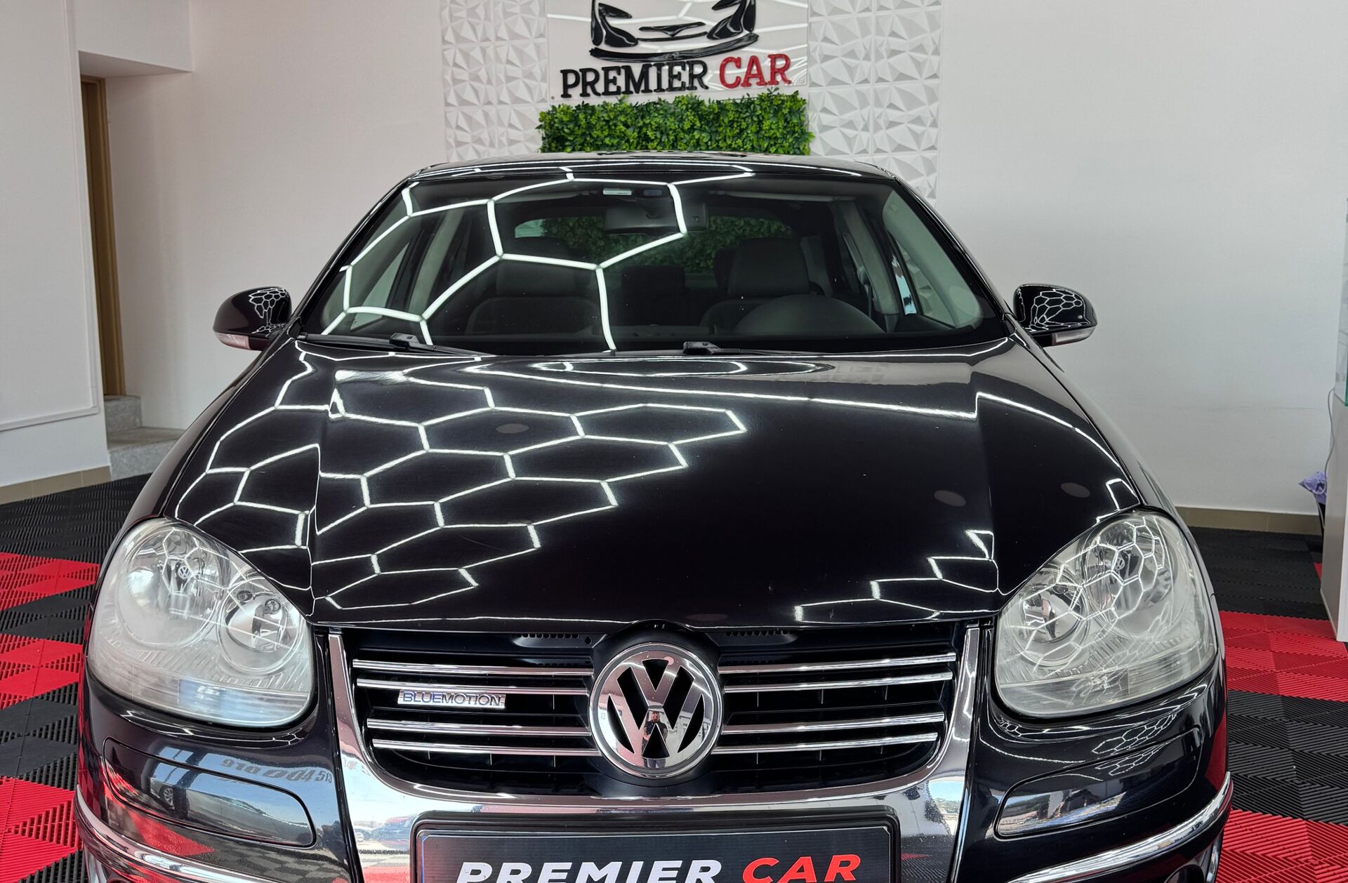 VOLKSWAGEN Jetta 1.9 TDi BlueM. Confortline