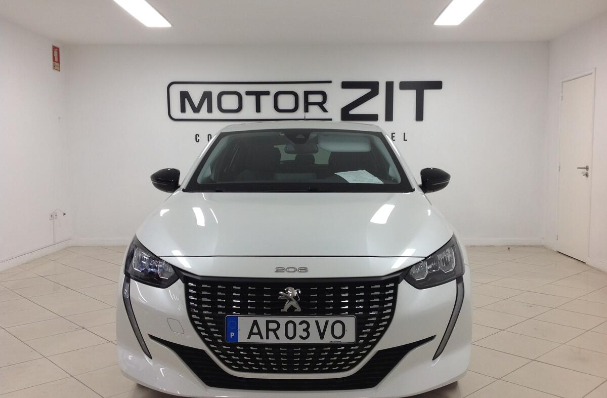 PEUGEOT 208 1.2 PureTech Allure