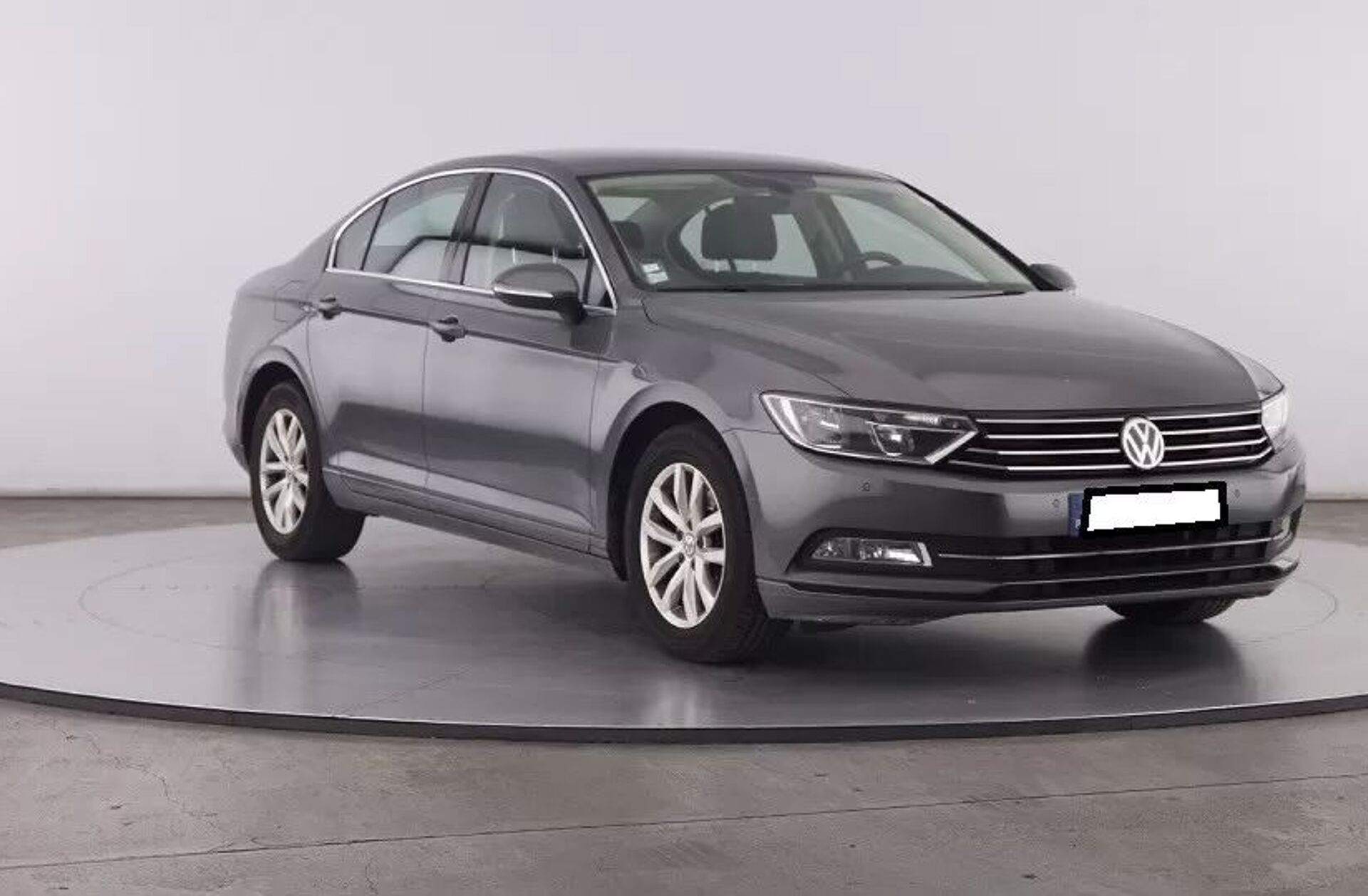 VOLKSWAGEN Passat 1.6 TDi Highline
