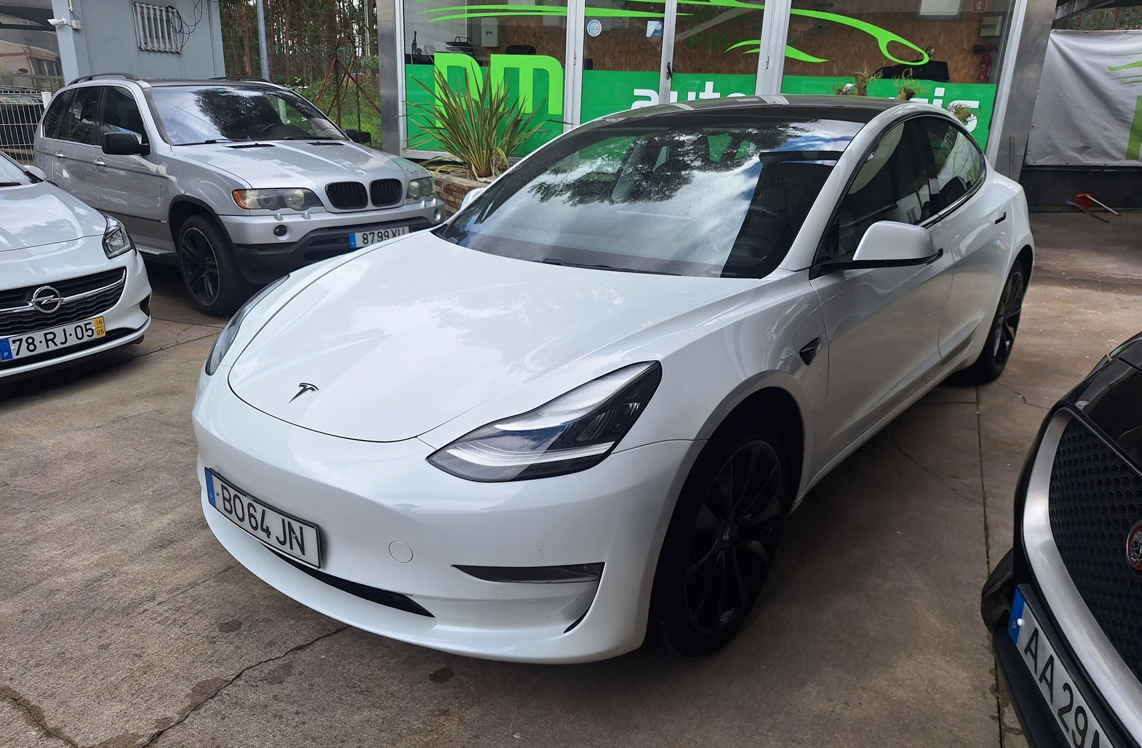 TESLA Model 3 Standard RWD Plus
