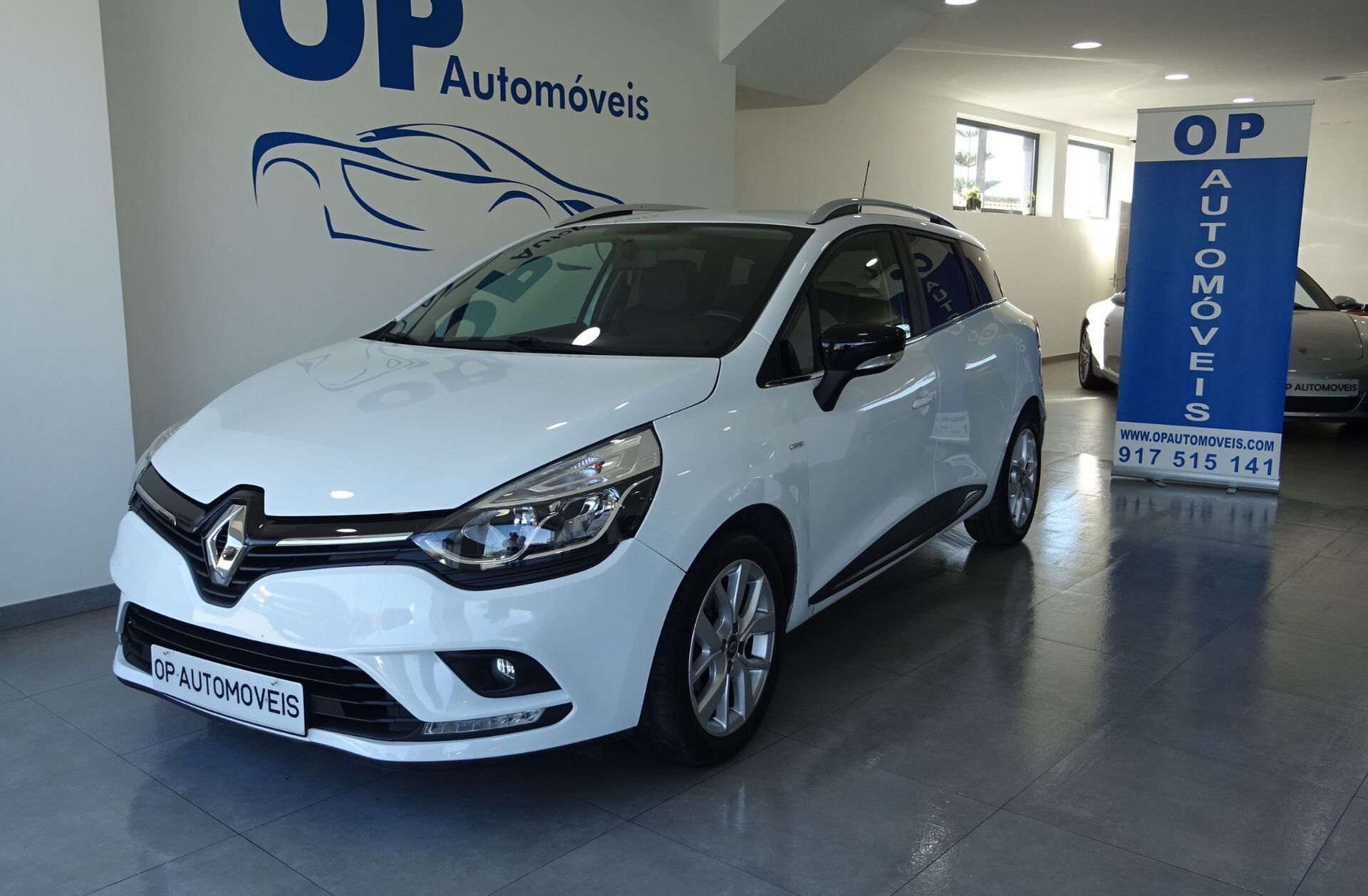RENAULT Clio ST 0.9 TCe Limited