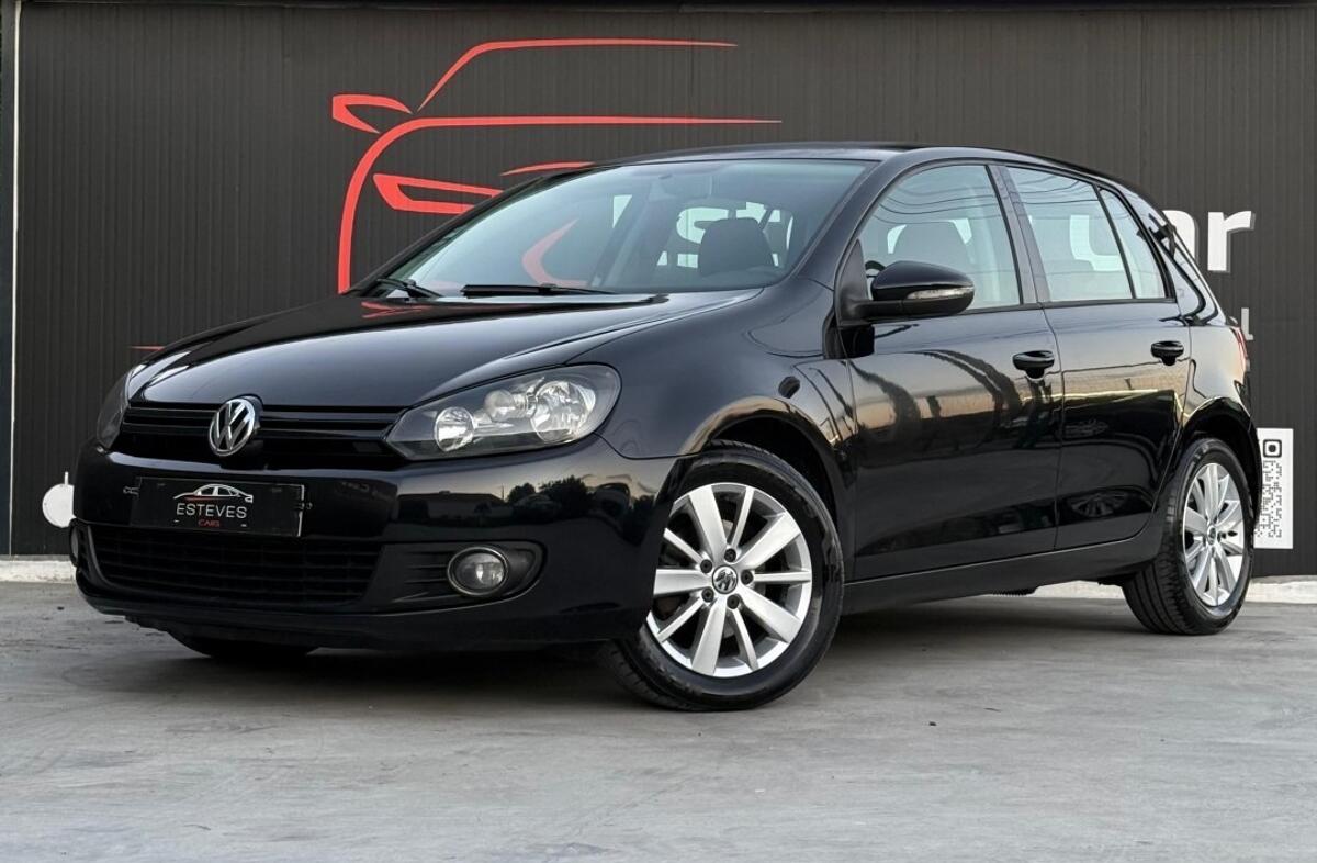 VOLKSWAGEN Golf 1.6 TDi Confortline