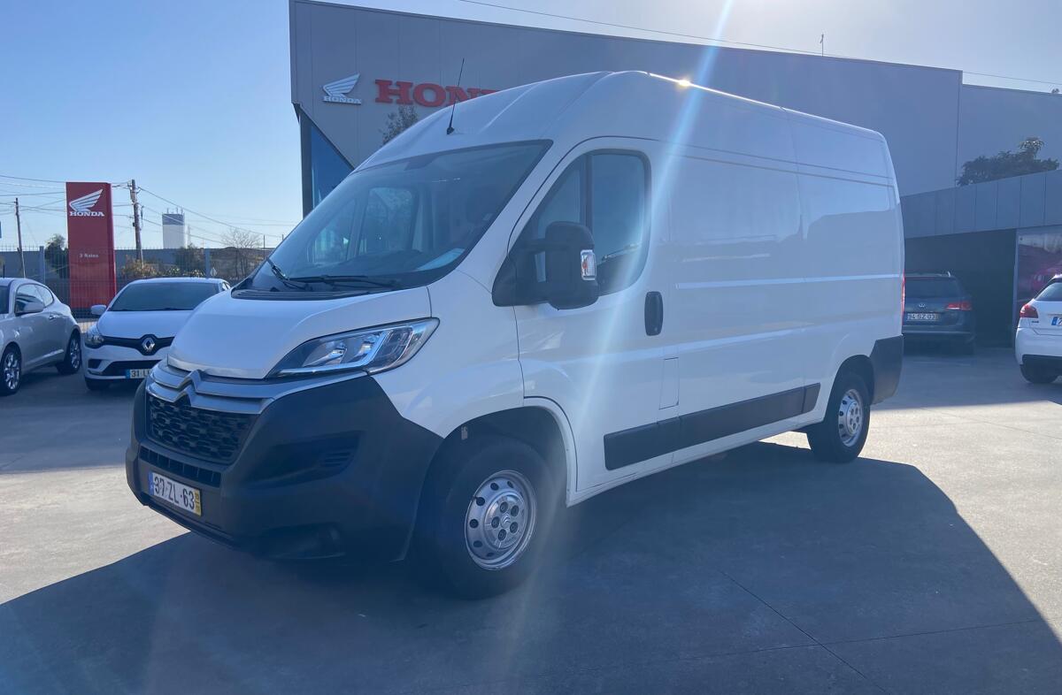 CITROEN Jumper 2.2 BlueHDi 33 L3H3 Club