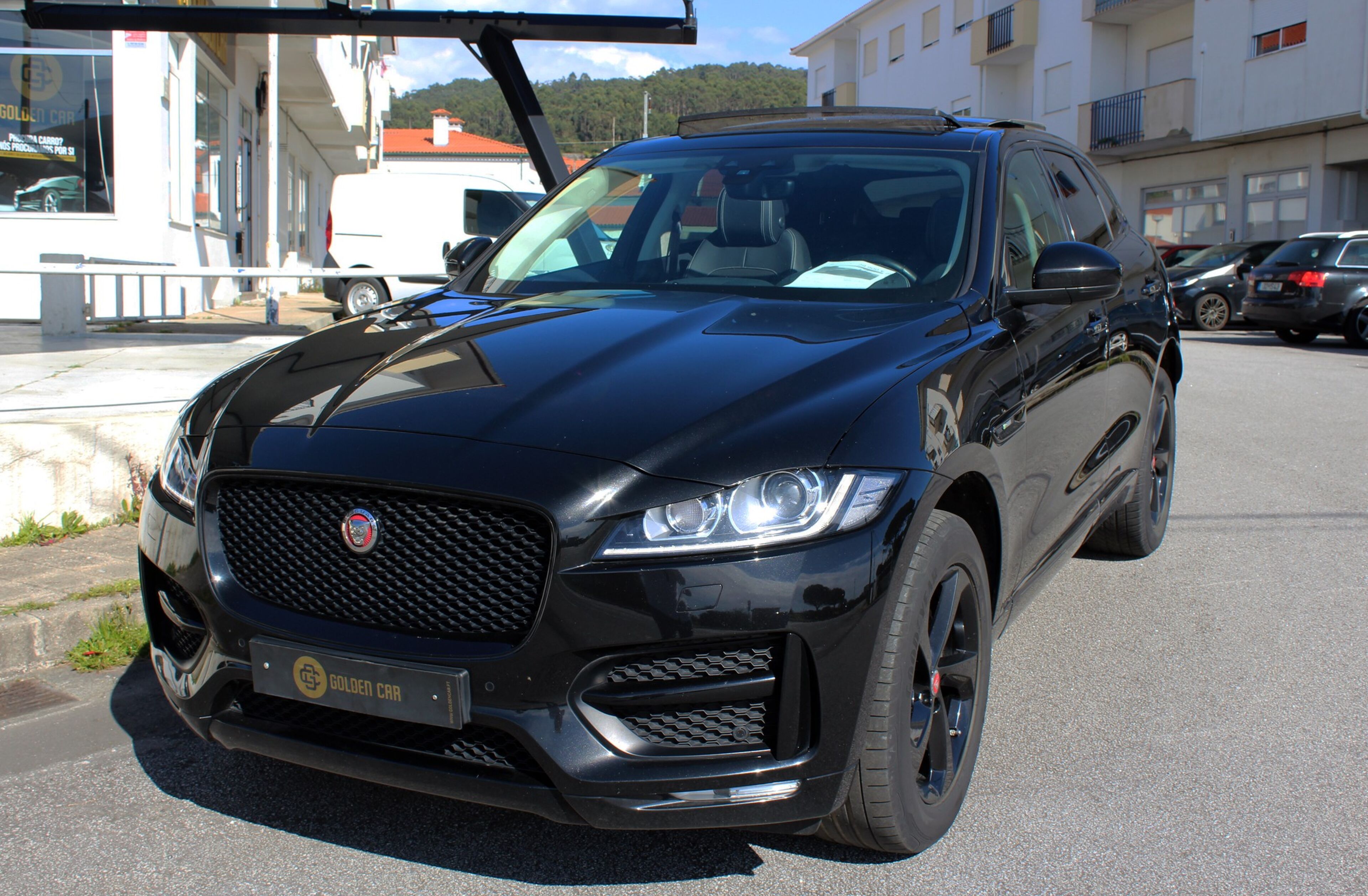 JAGUAR F-Pace R-SPORT