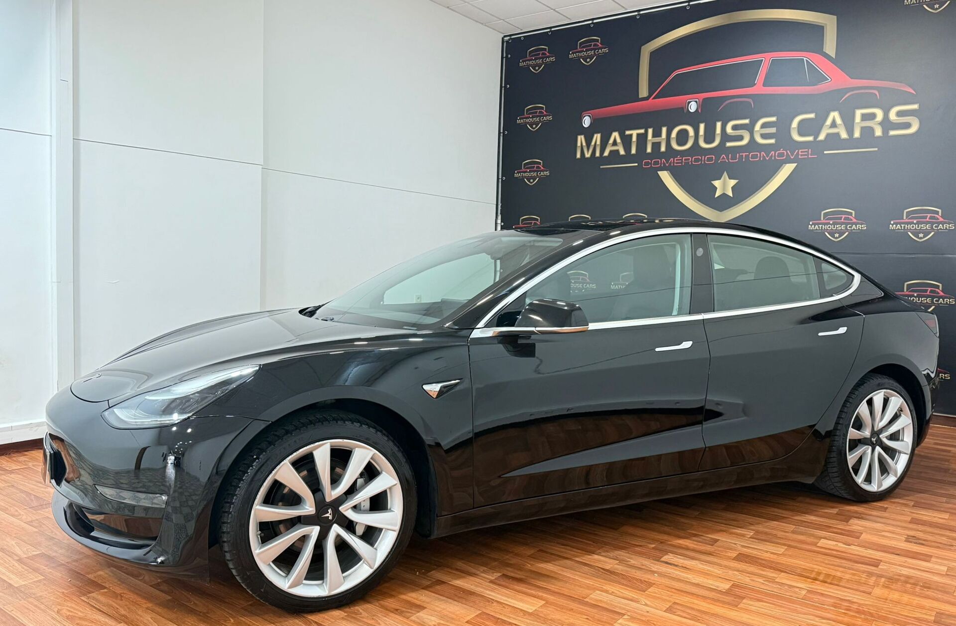 TESLA Model 3 Long-Range Dual Motor AWD