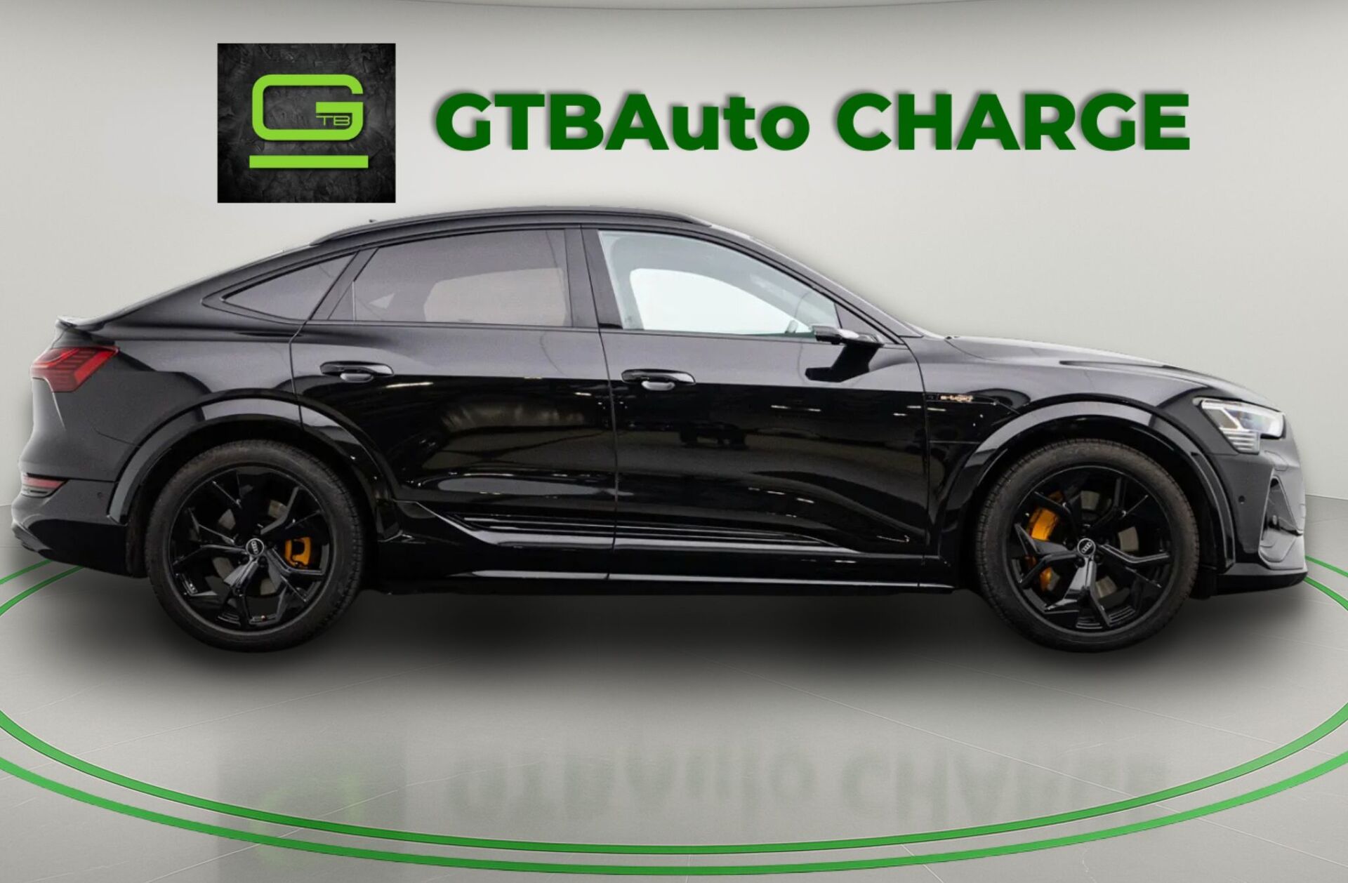 AUDI e-tron S quattro