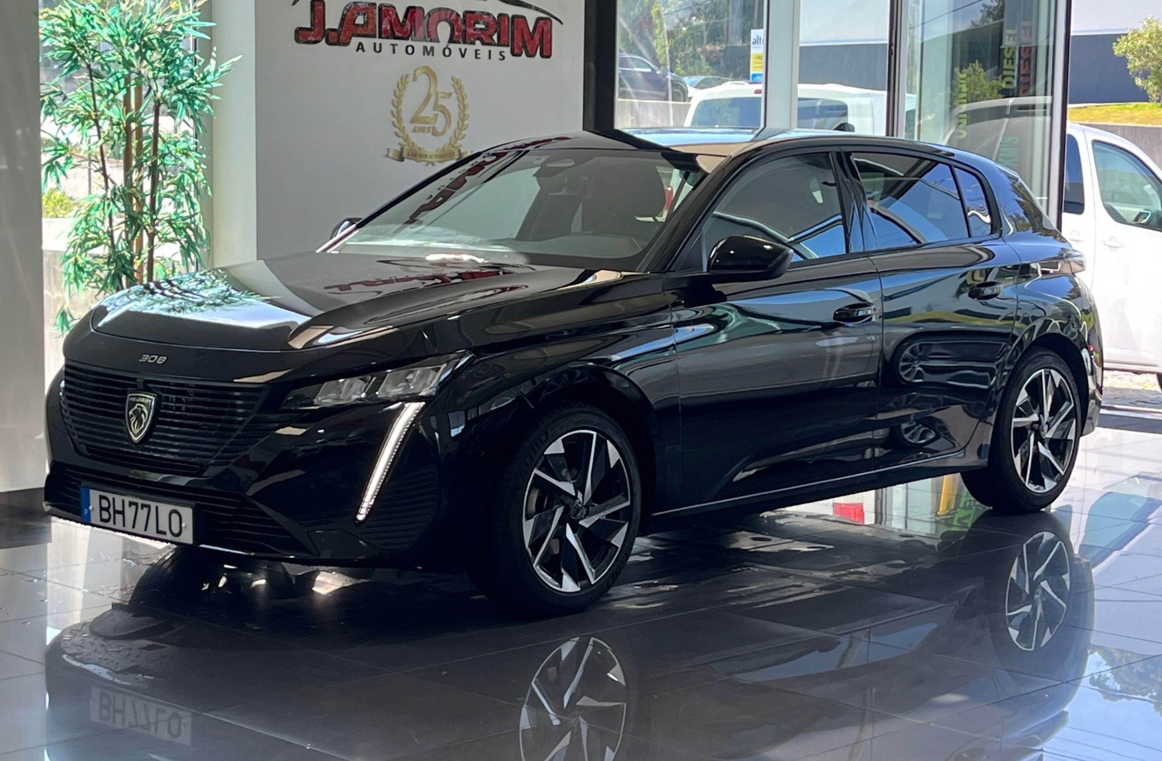 PEUGEOT 308 1.2 PureTech Allure