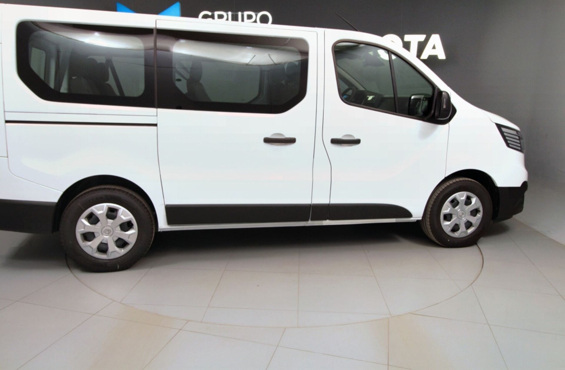 RENAULT Trafic 2.0 Blue dCi L2 Grand Equilibre