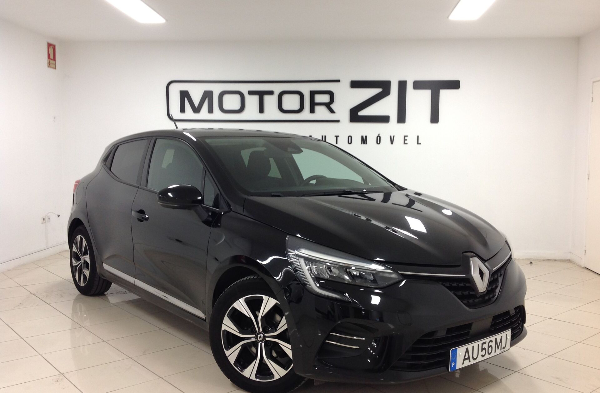 RENAULT Clio 1.0 TCe Techno