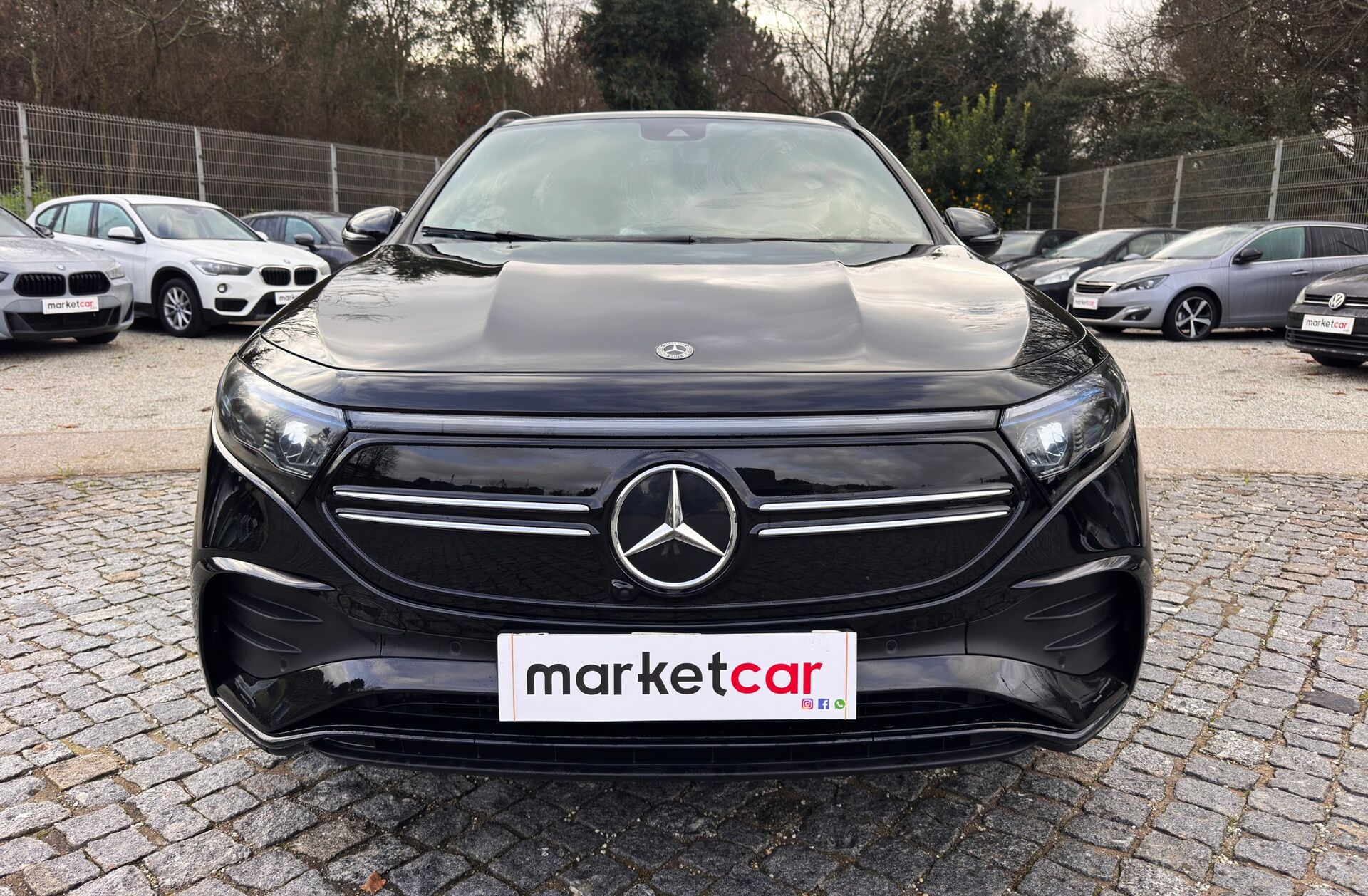 MERCEDES EQA 250+ AMG Line