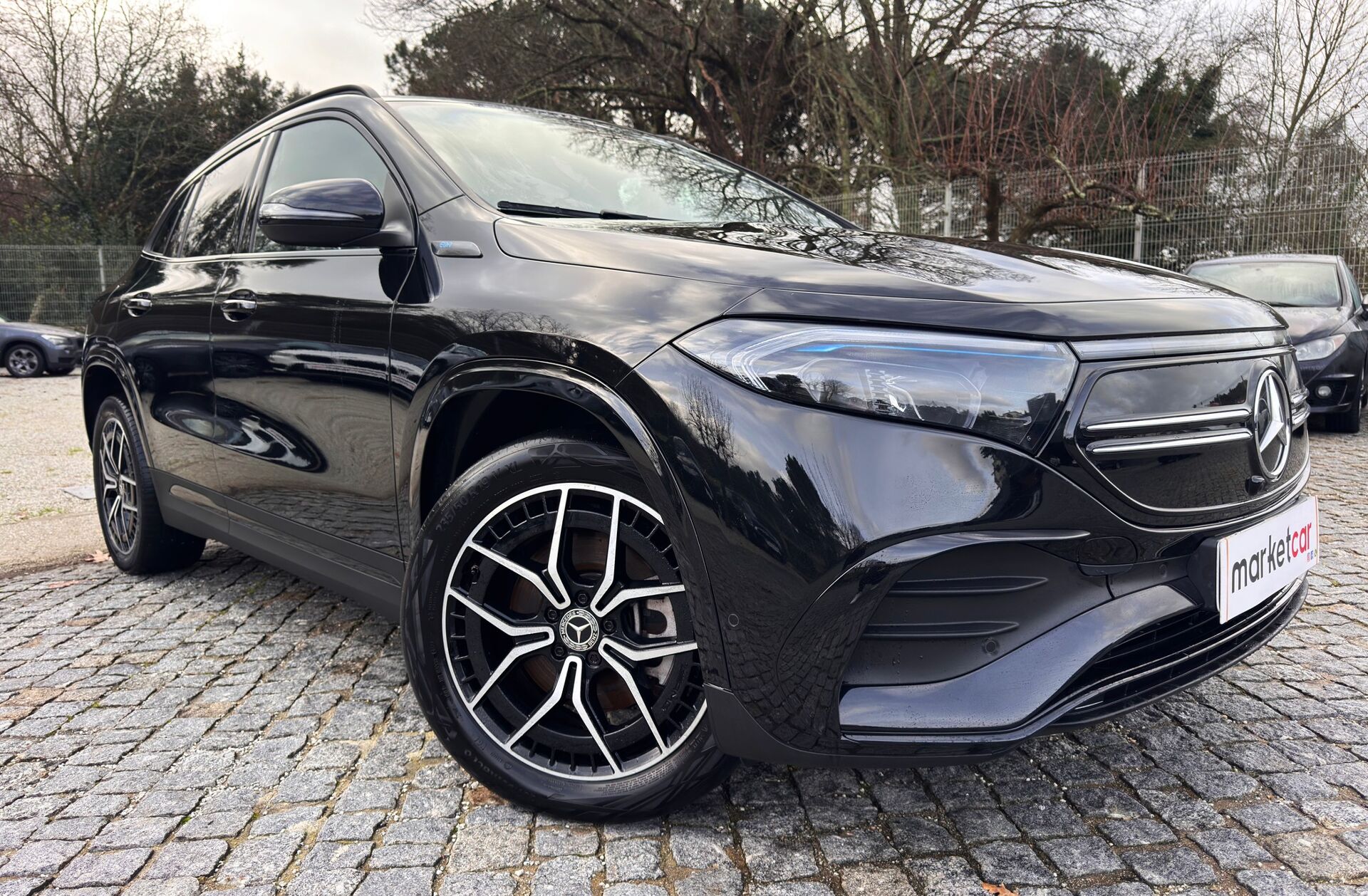 MERCEDES EQA 250+ AMG Line