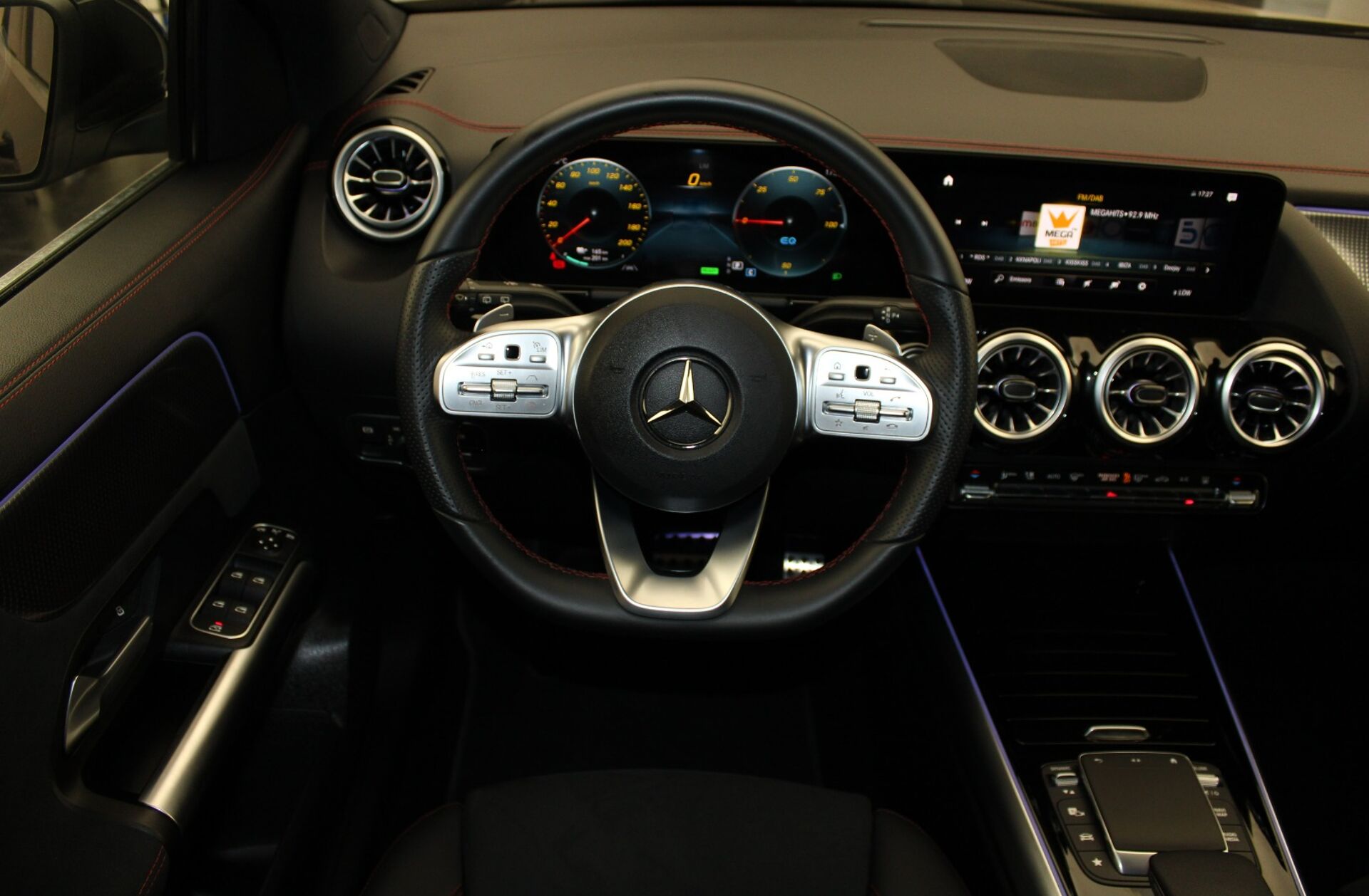 MERCEDES EQA 250+ Edition