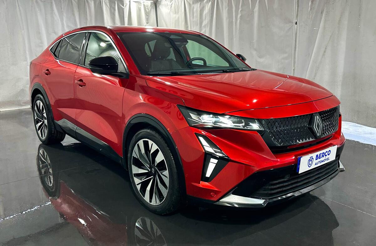 RENAULT Rafale 1.2 E-Tech Full Hybrid Techno