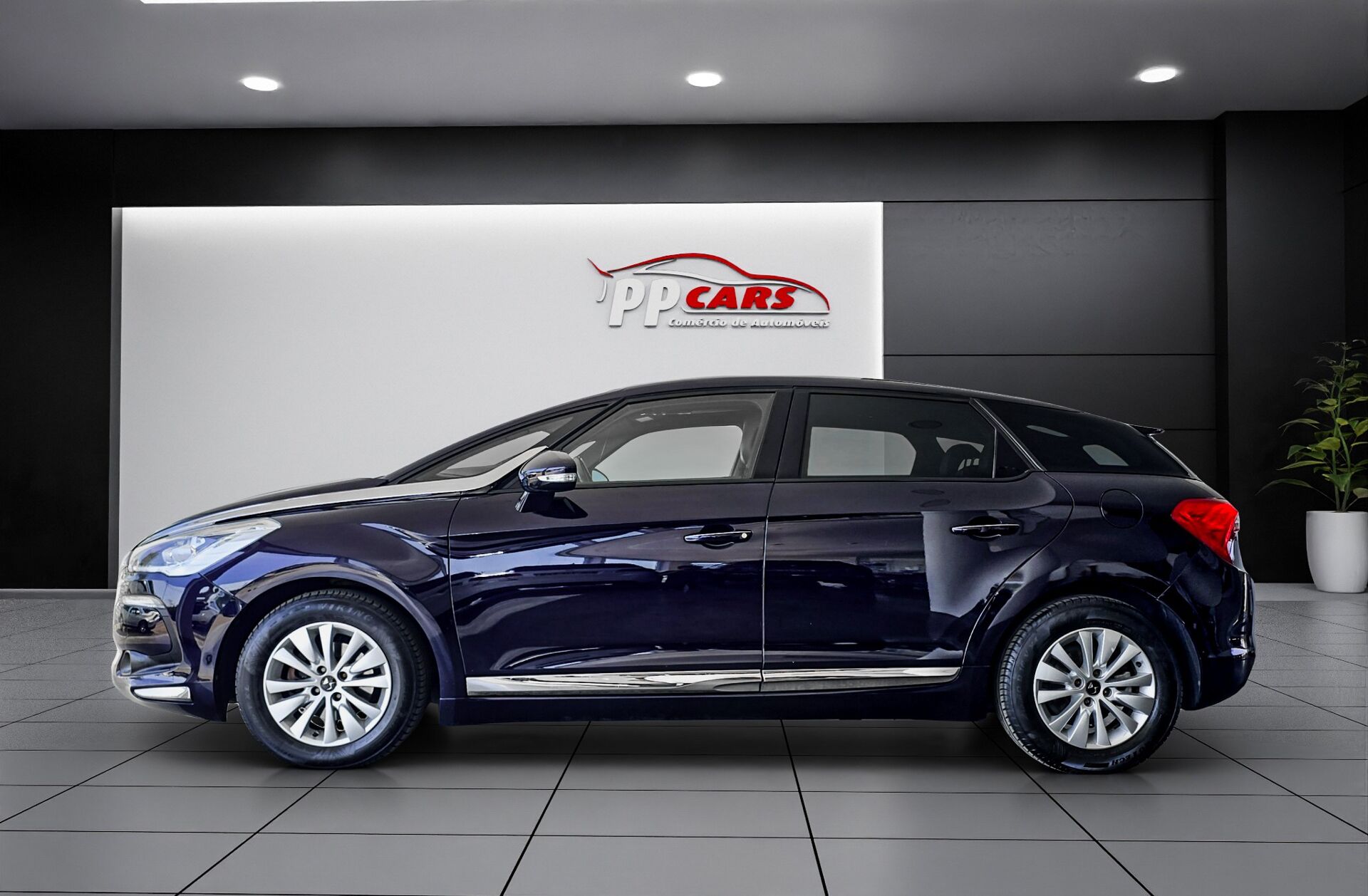 DS DS 5 1.6 BlueHDi So Chic