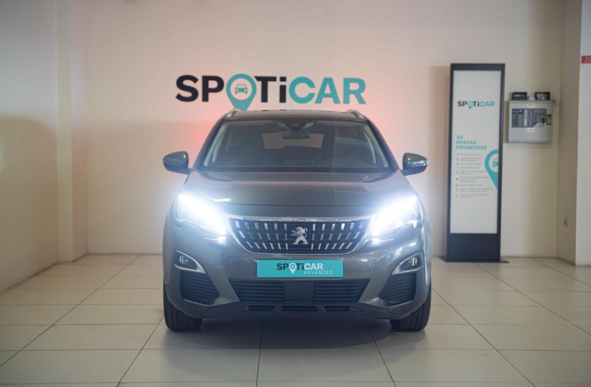 PEUGEOT 2008 1.2 PureTech Active Pack