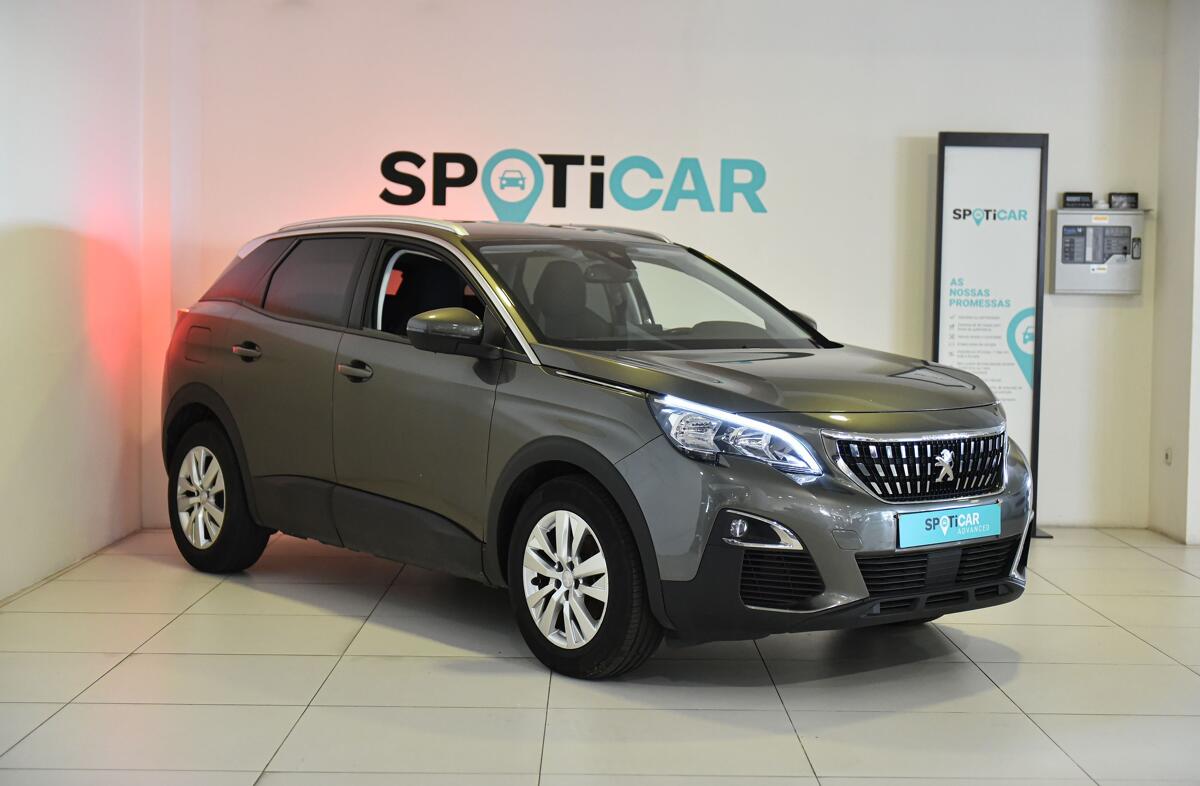 PEUGEOT 2008 1.2 PureTech Active Pack