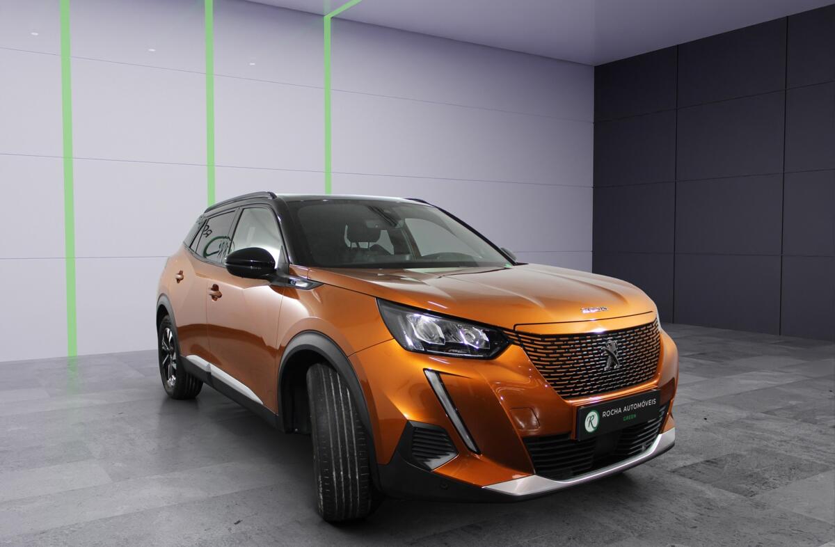 PEUGEOT 2008 e- 50 kWh GT