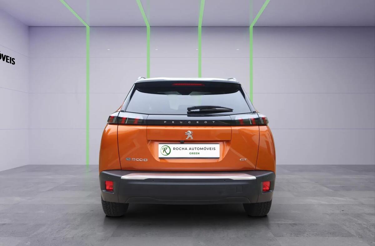 PEUGEOT 2008 e- 50 kWh GT