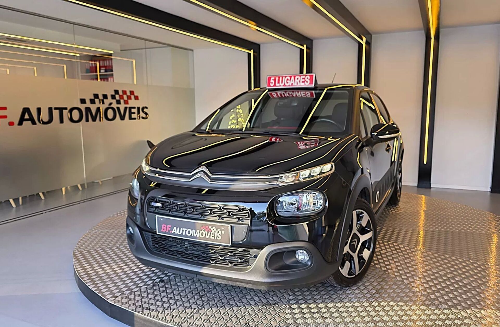 CITROEN C3 1.2 PureTech Shine