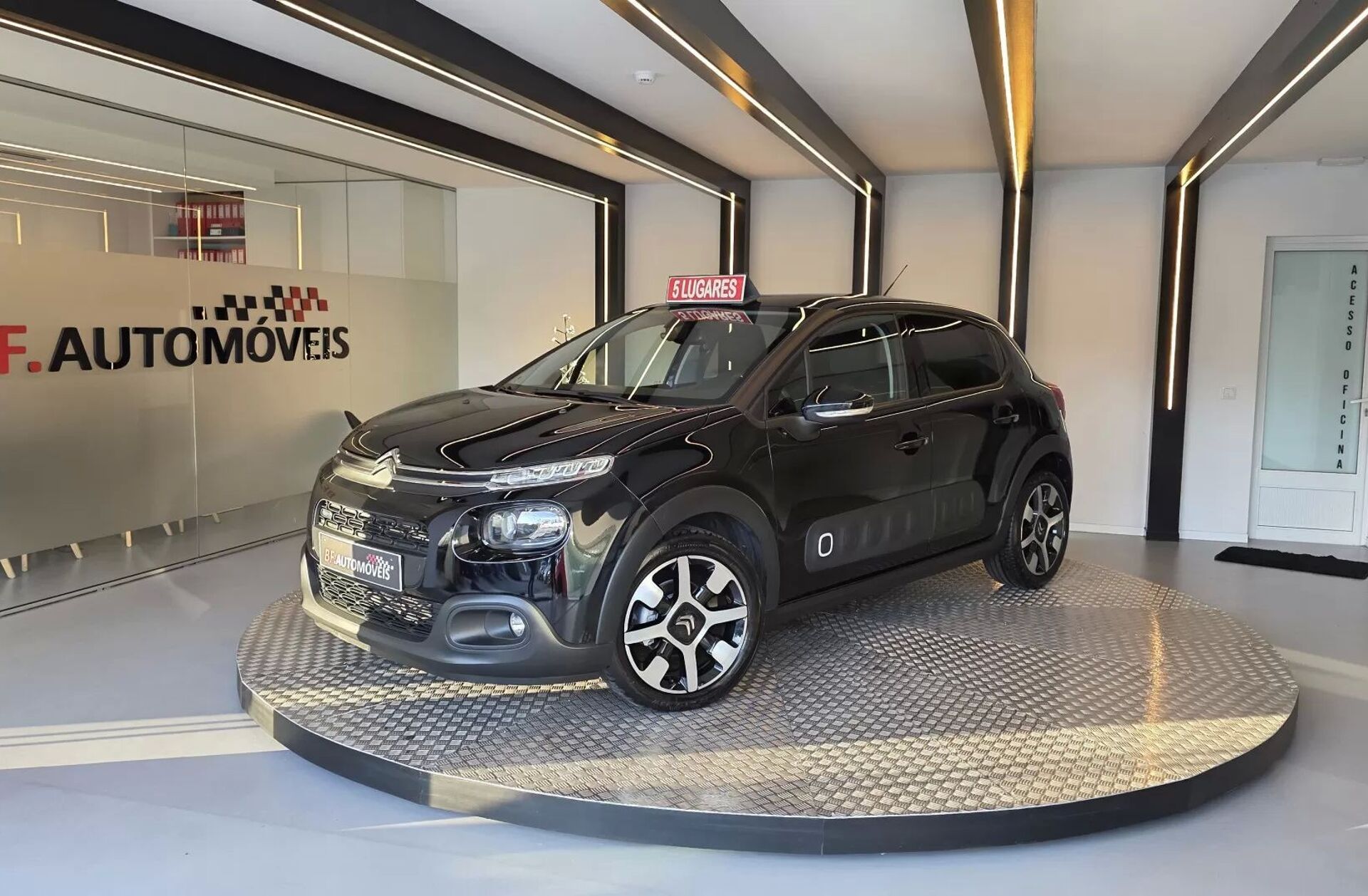 CITROEN C3 1.2 PureTech Shine