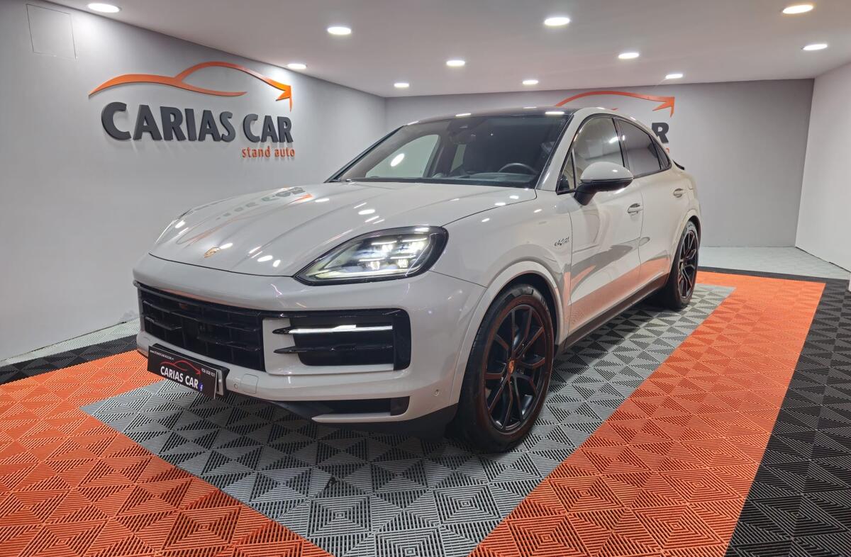 PORSCHE Cayenne E-Hybrid