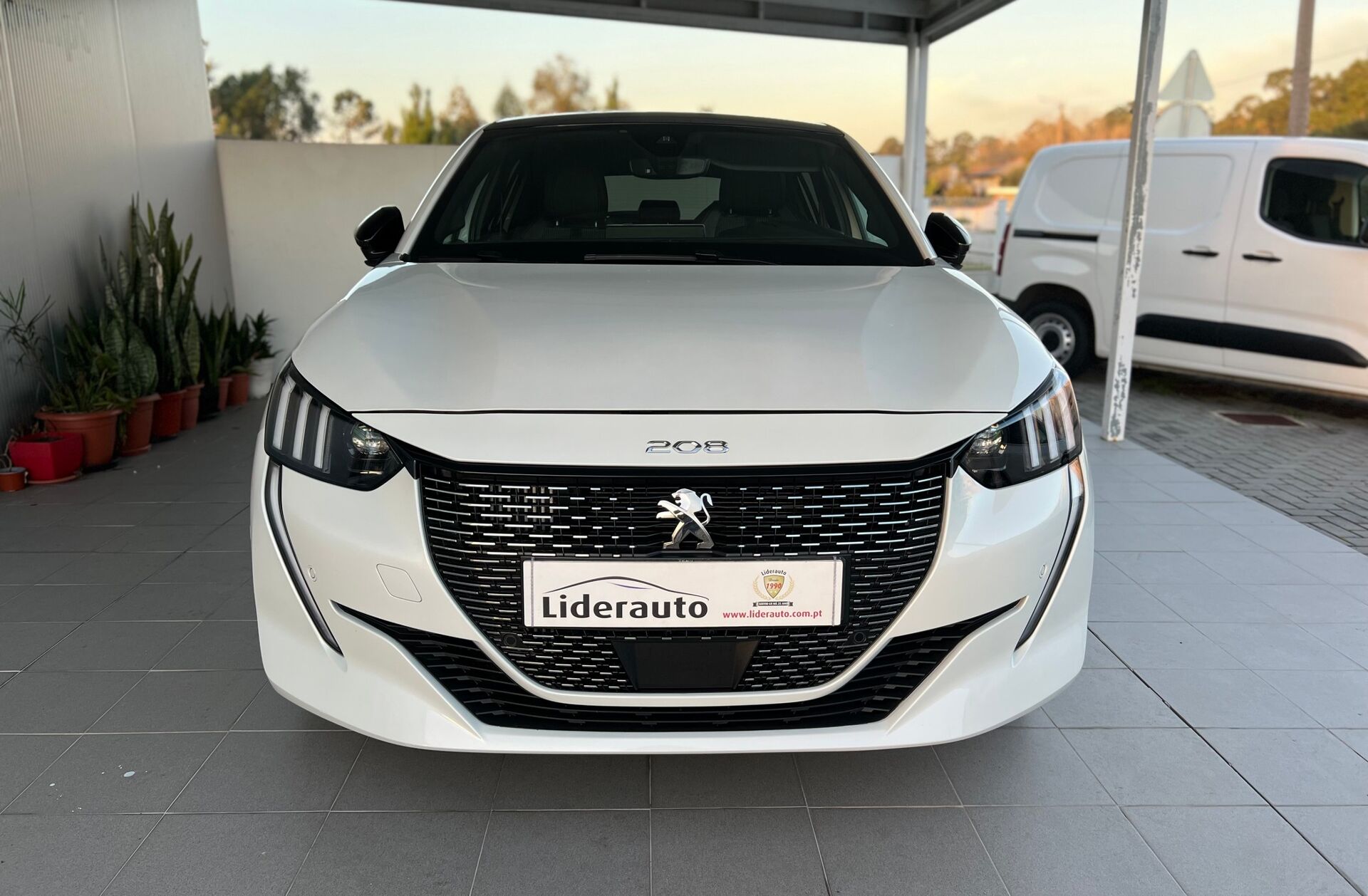 PEUGEOT 208 1.5 BlueHDi GT