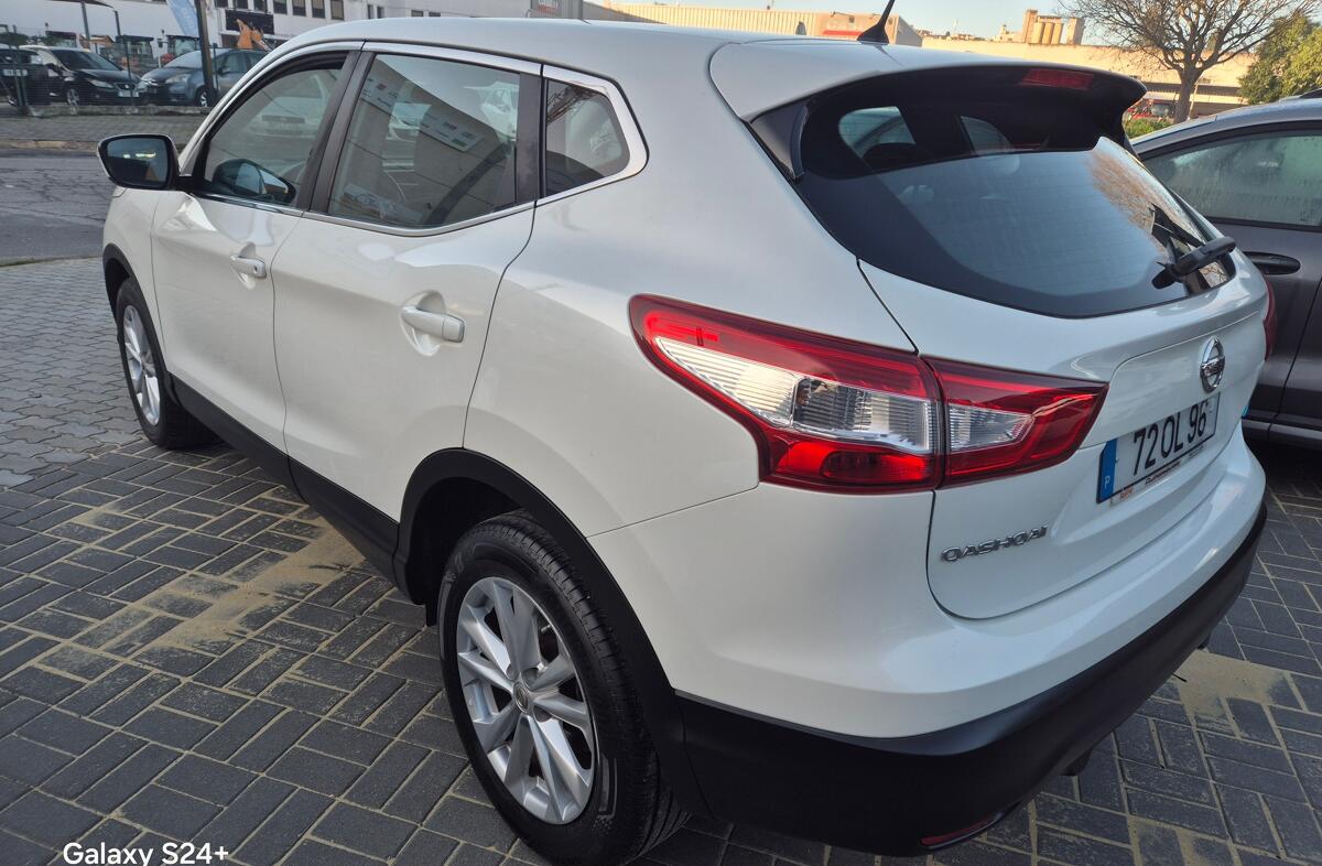 NISSAN Qashqai 1.5 dCi Acenta