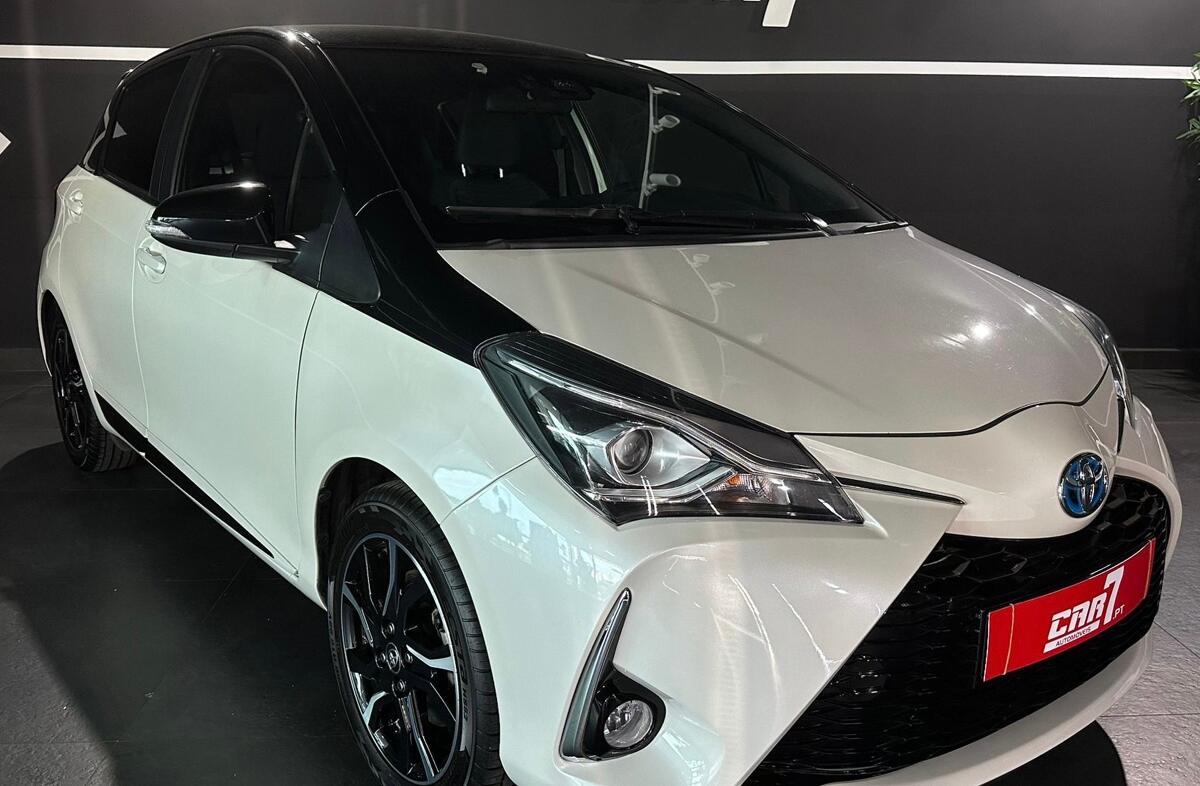 TOYOTA Yaris 1.5 HSD Comfort+P.Style