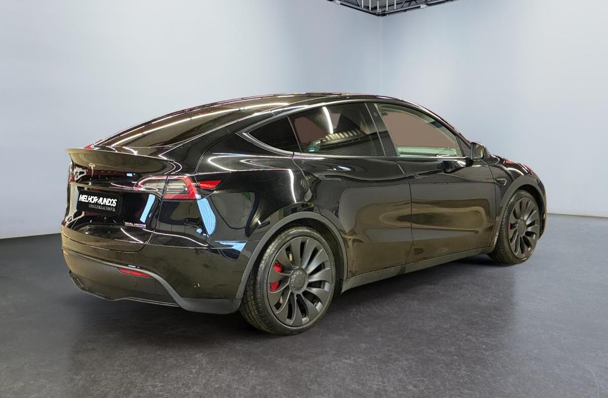 TESLA Model Y Performance Tração Integral