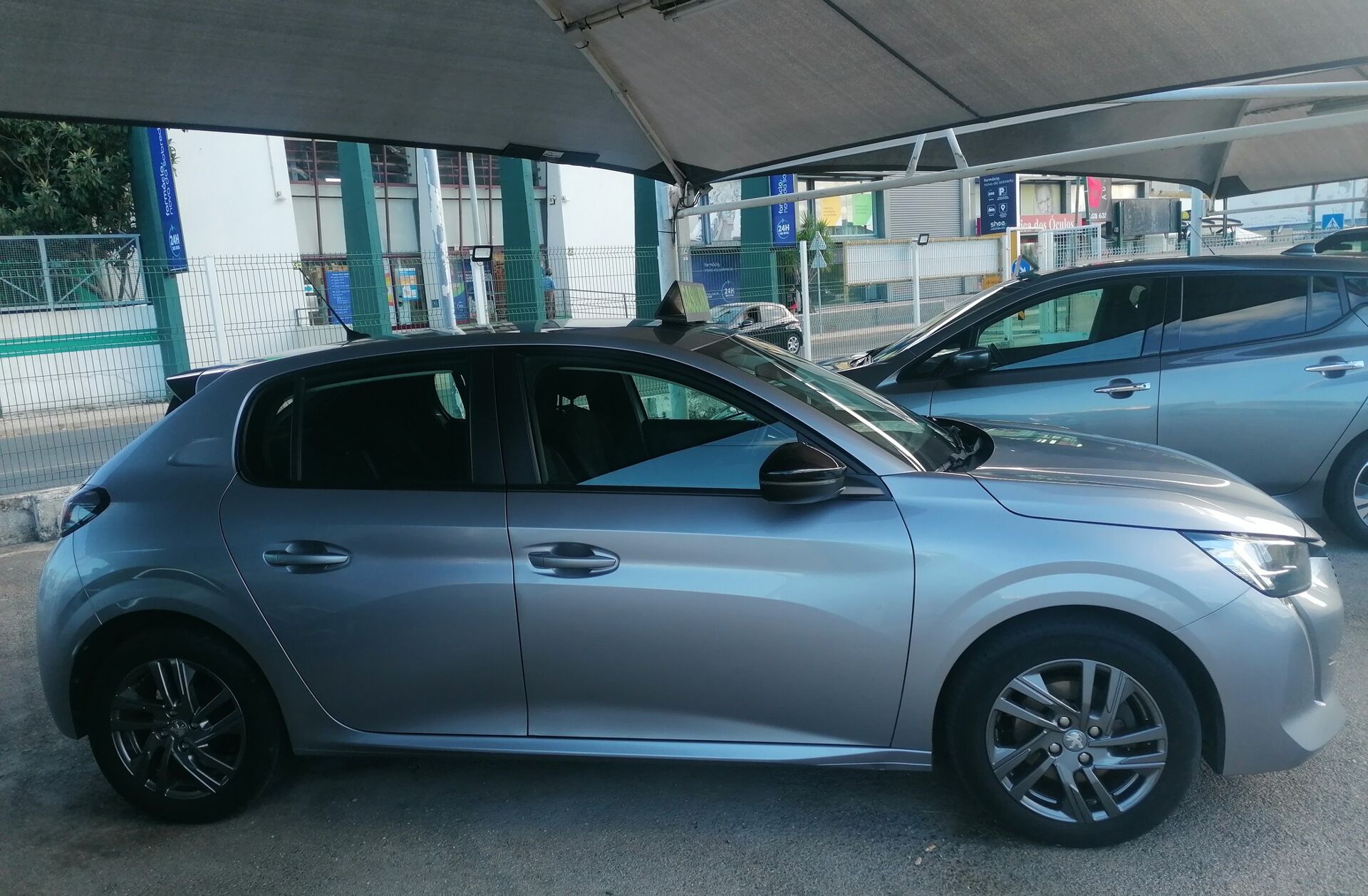 PEUGEOT 208 1.2 PureTech Active Pack