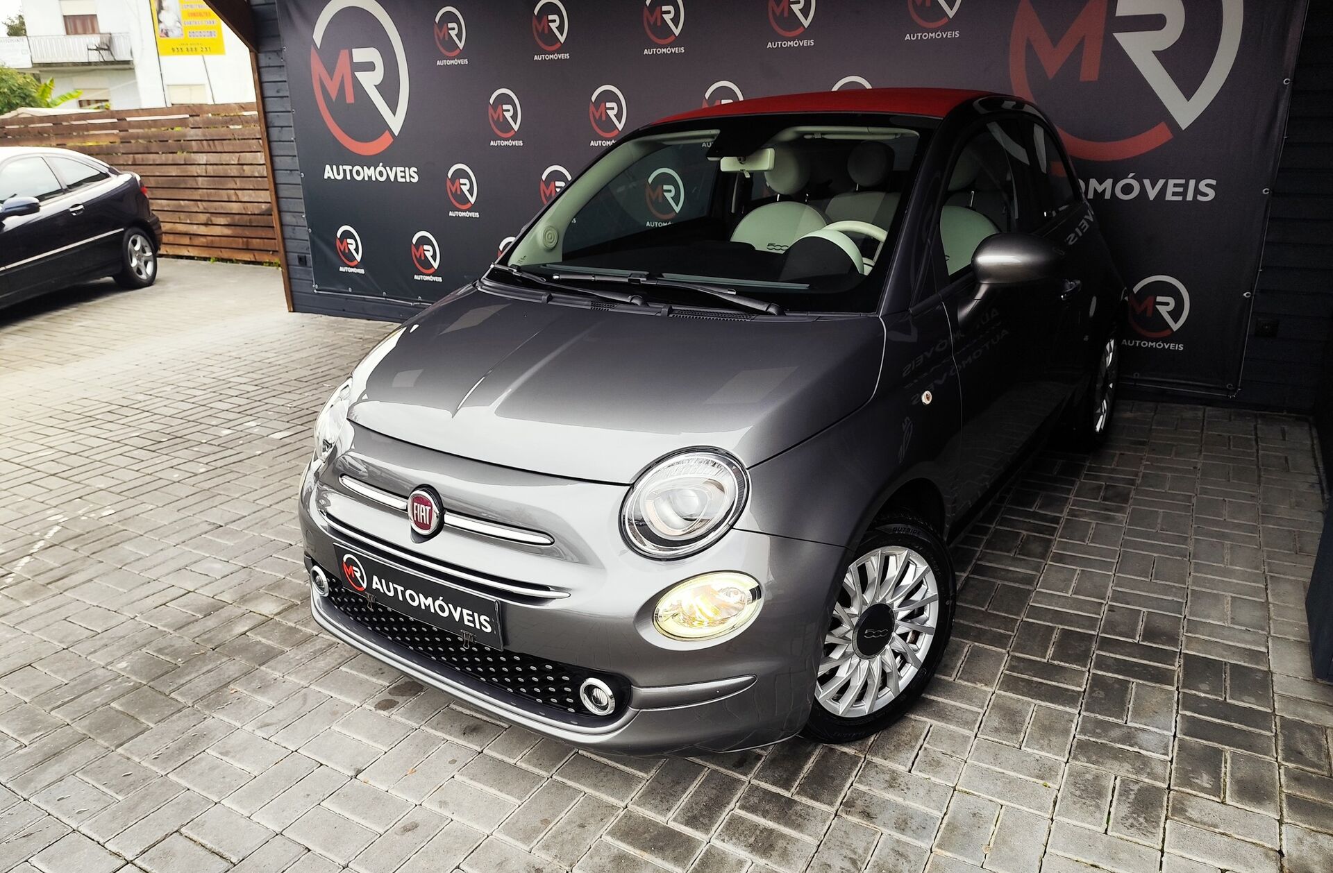 FIAT 500 C 1.0 Hybrid Lounge