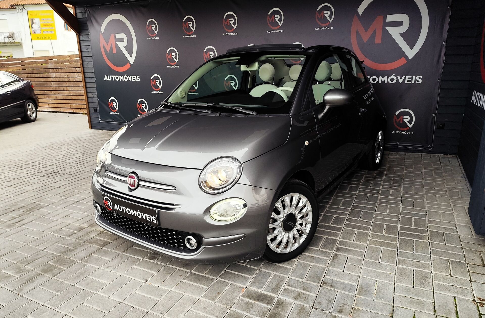 FIAT 500 C 1.0 Hybrid Lounge
