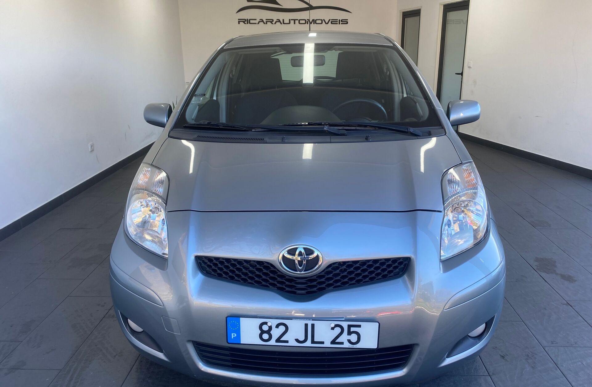 TOYOTA Yaris 1.0 VVT-i AC