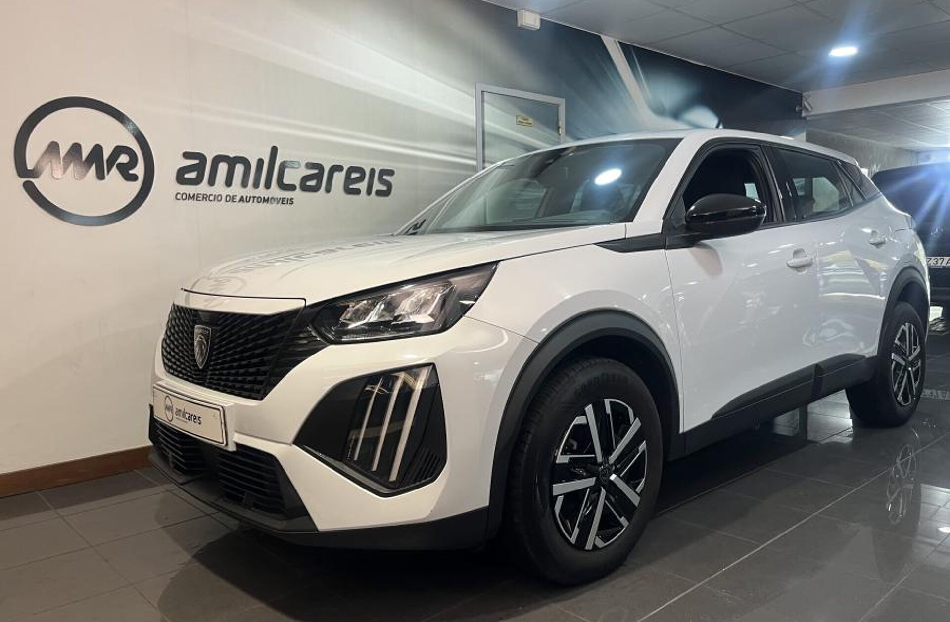 PEUGEOT 2008 1.2 PureTech Style