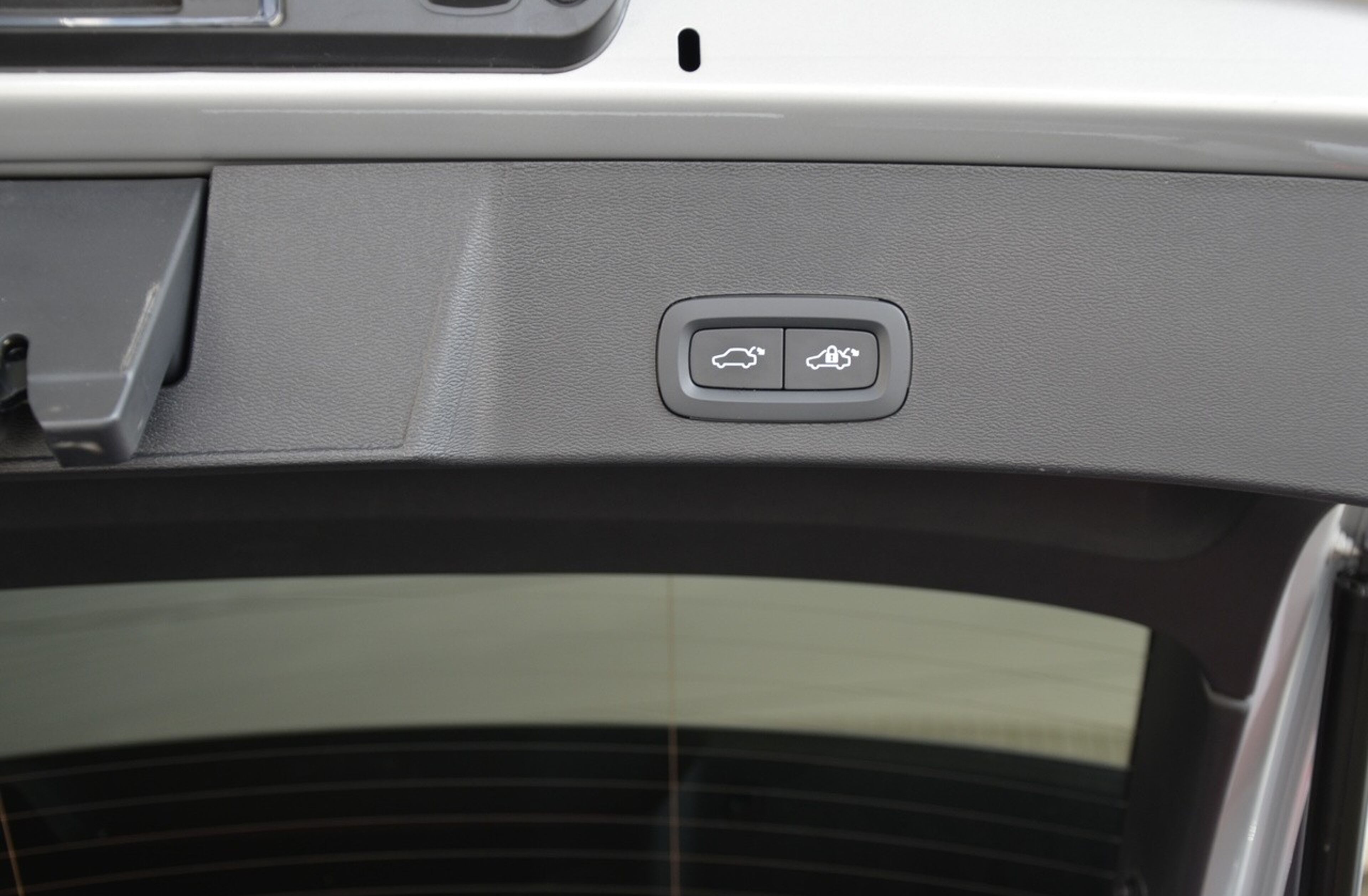 VOLVO XC40 1.5 T2 Plus Dark Auto