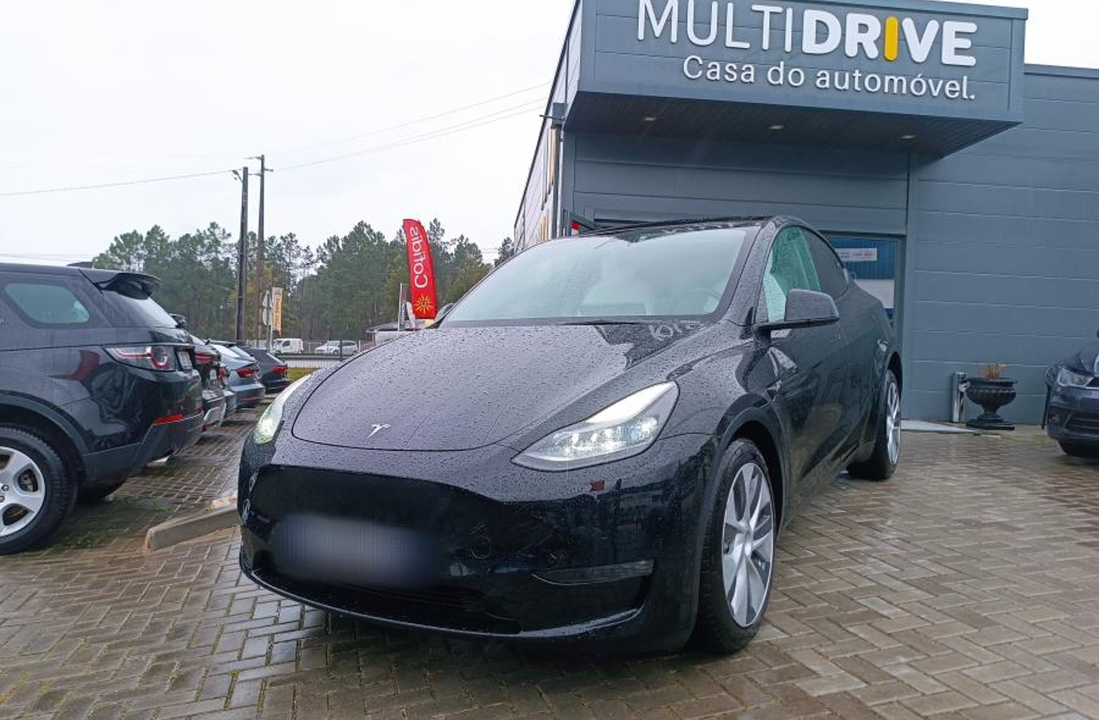 TESLA Model Y Long Range Tração Integral