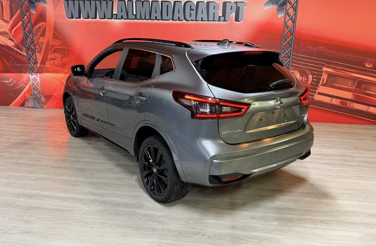 NISSAN Qashqai 1.3 DIG-T N-Connecta J18